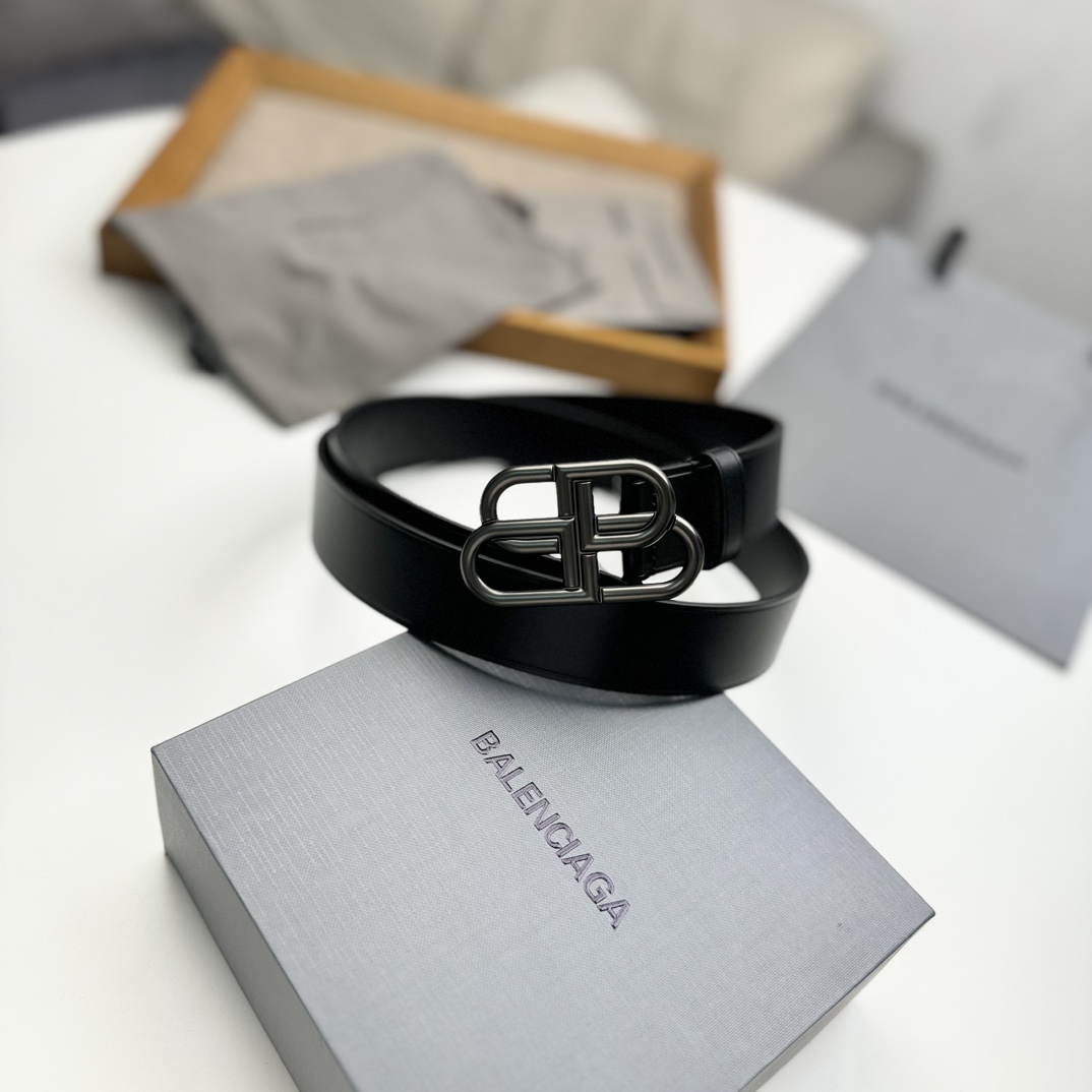 Balenciaga BALENCIAGA巴黎世家情侣腰带 BB扣 单层树膏牛皮 宽度3
