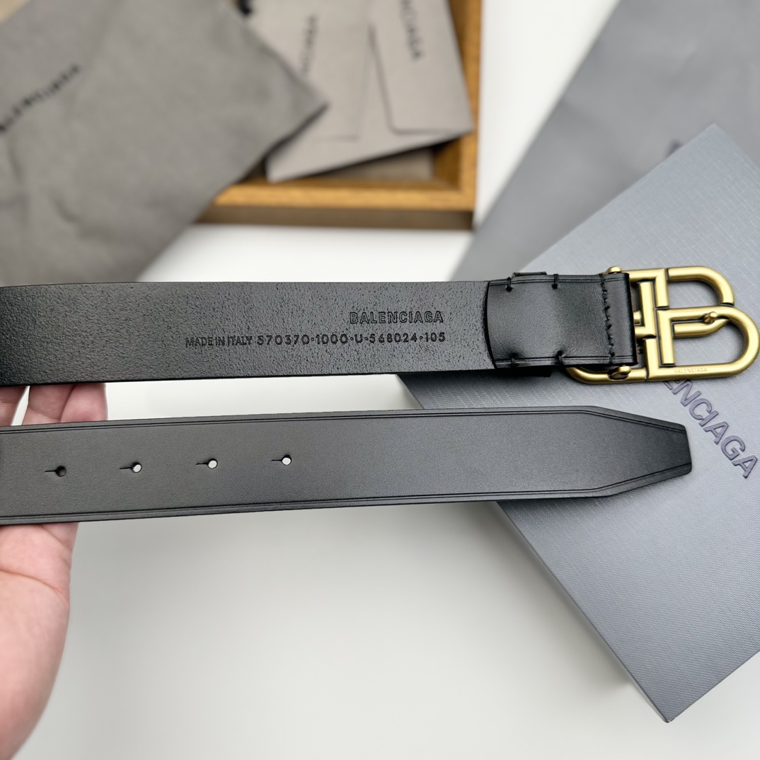 Balenciaga BALENCIAGA巴黎世家情侣腰带 BB扣 单层树膏牛皮 宽度3