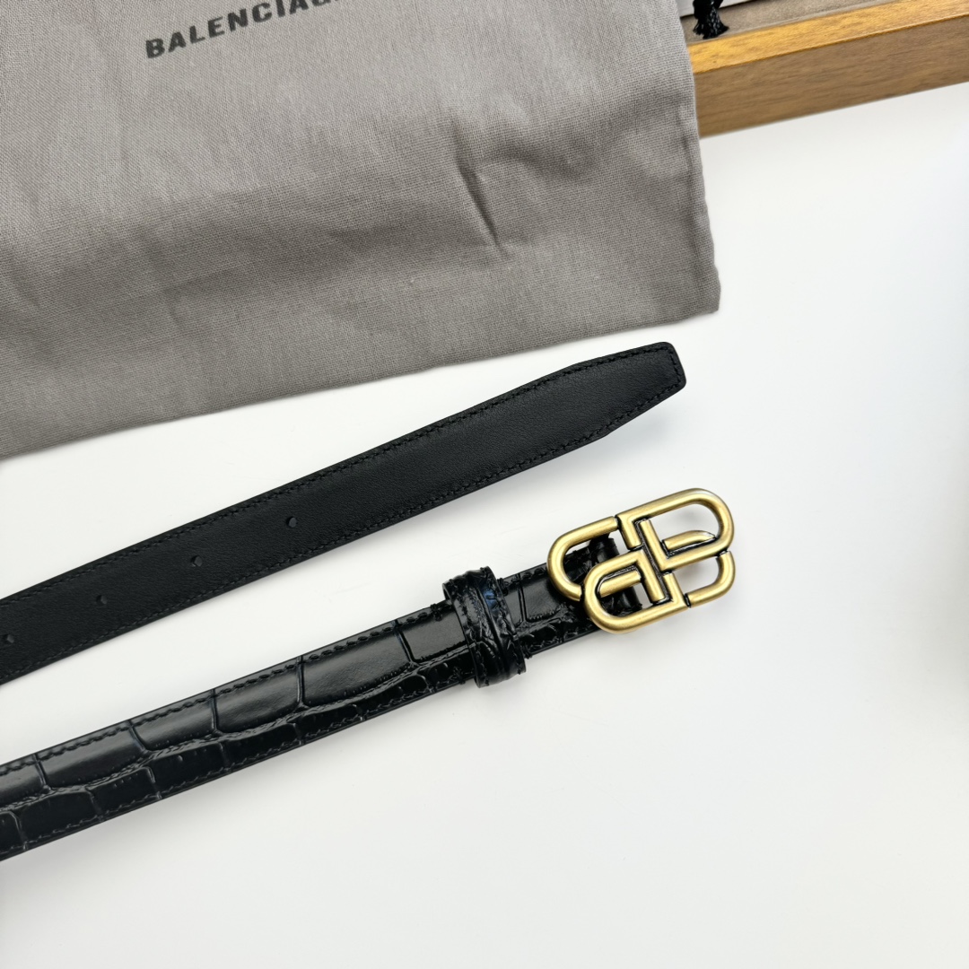Balenciaga BALENCIAGA巴黎世家情侣腰带 BB扣 单层树膏牛皮 宽度2