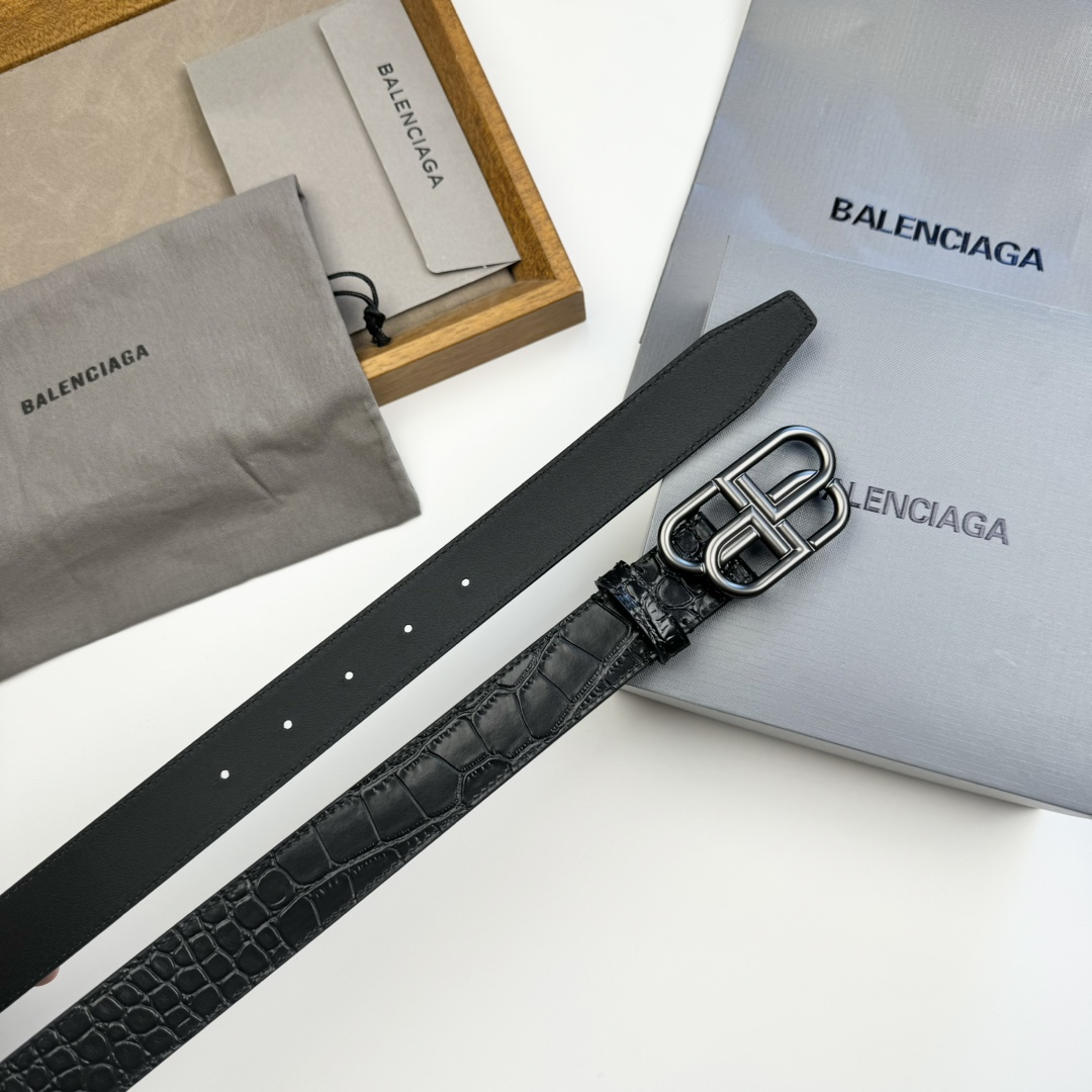 Balenciaga BALENCIAGA巴黎世家情侣腰带 BB扣 单层树膏牛皮 宽度3