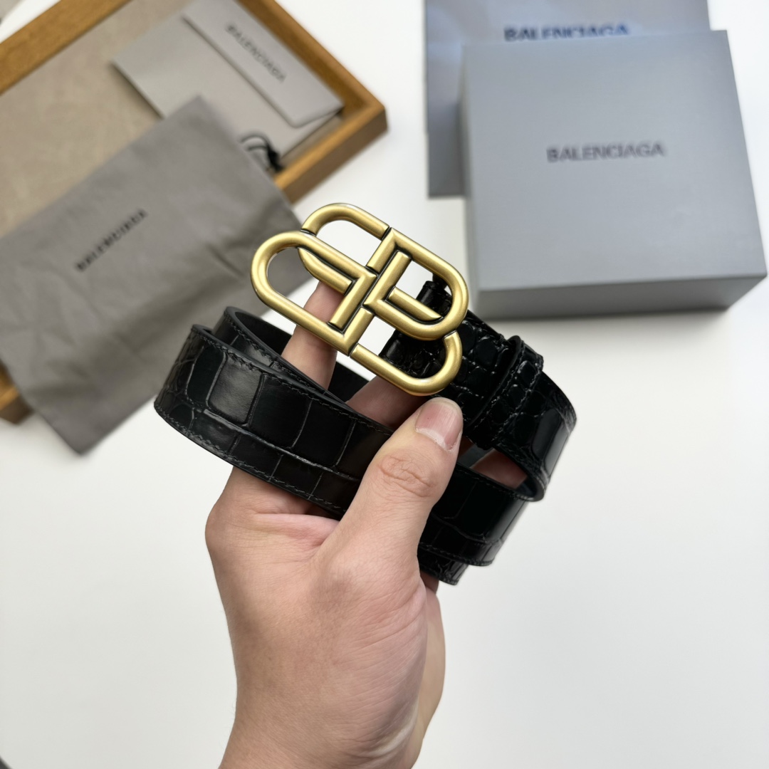 Balenciaga BALENCIAGA巴黎世家情侣腰带 BB扣 单层树膏牛皮 宽度3