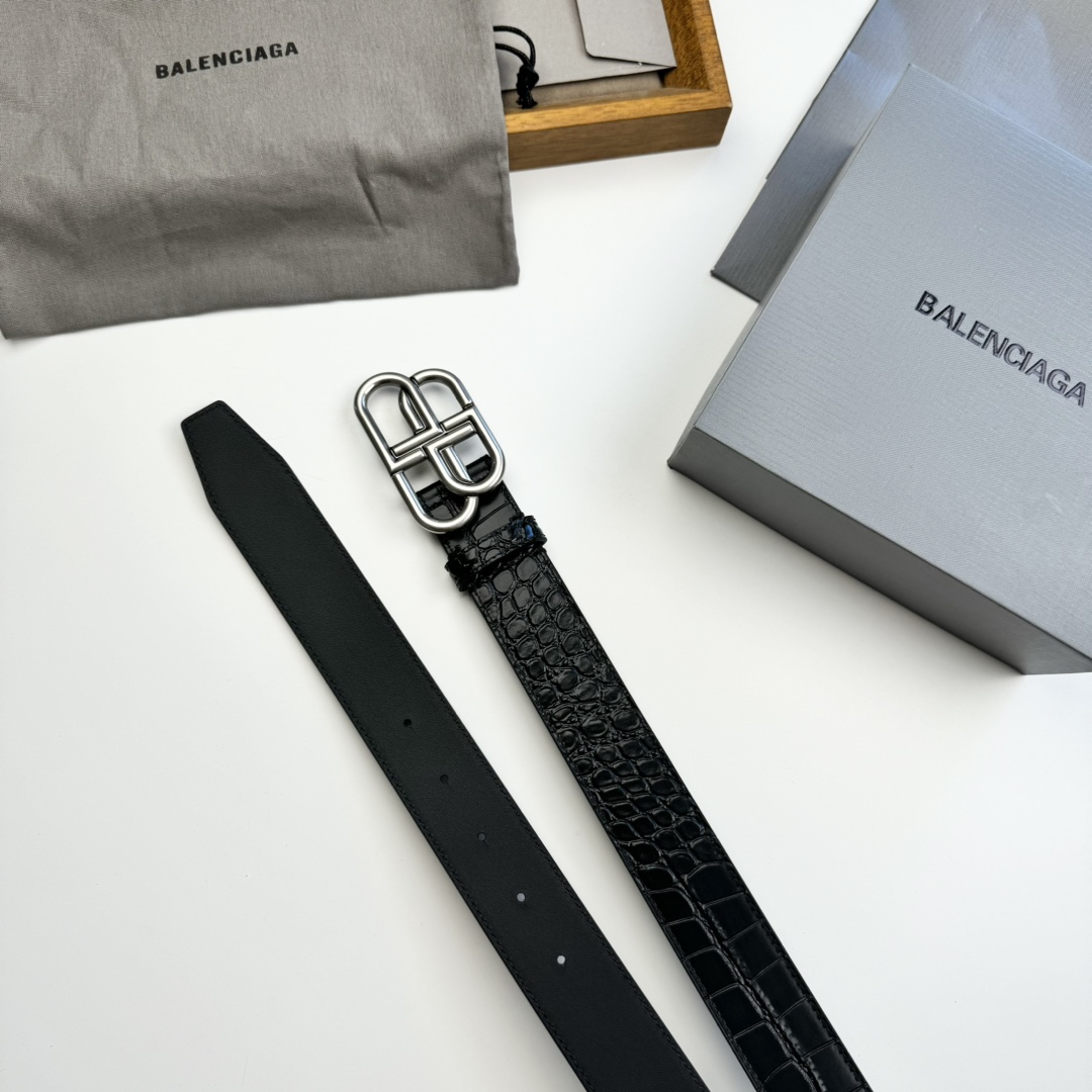 Balenciaga BALENCIAGA巴黎世家情侣腰带 BB扣 单层树膏牛皮 宽度3