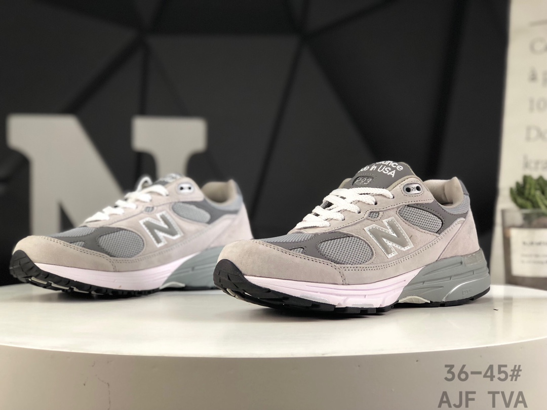 💰320
带半码✅新百伦 New Balance NB 993系列新百伦舒适百搭耐磨透气 低帮跑步鞋
货号:MR993GL
尺码:36 37 37.5 38 38.5 39.5 40 40.5 41.5 42 42.5 43 44 45  AJF TVA