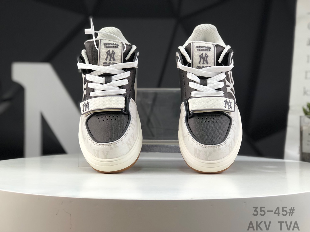 MLB Chunky Liner with NY Yankees Sticker: Lightweight Sports Shoes with MD Soles. - 图片 8