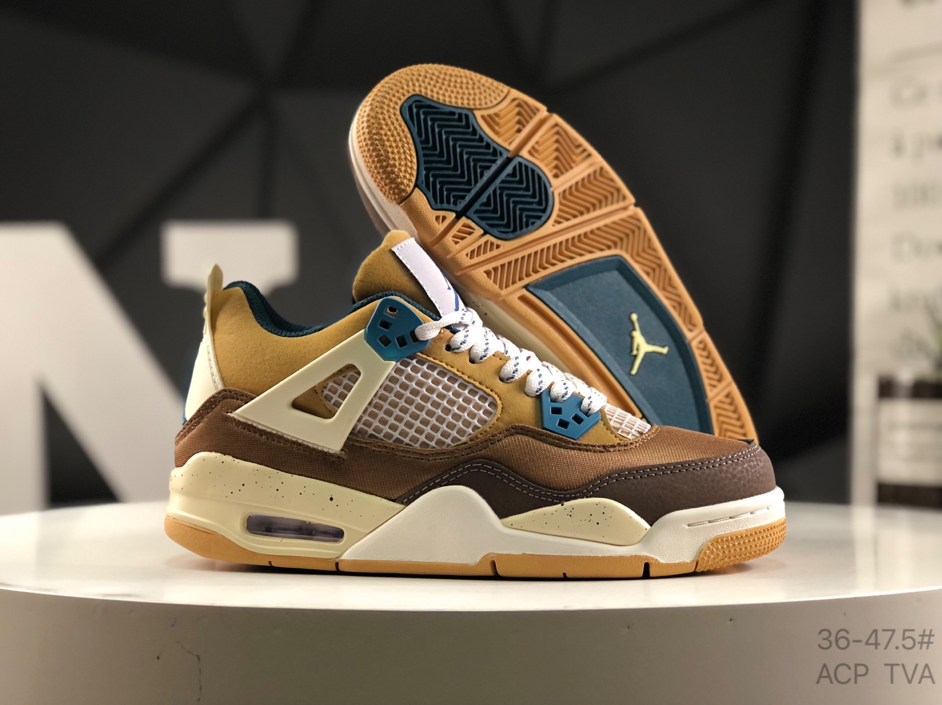 Air Jordan 4 FB2214-200