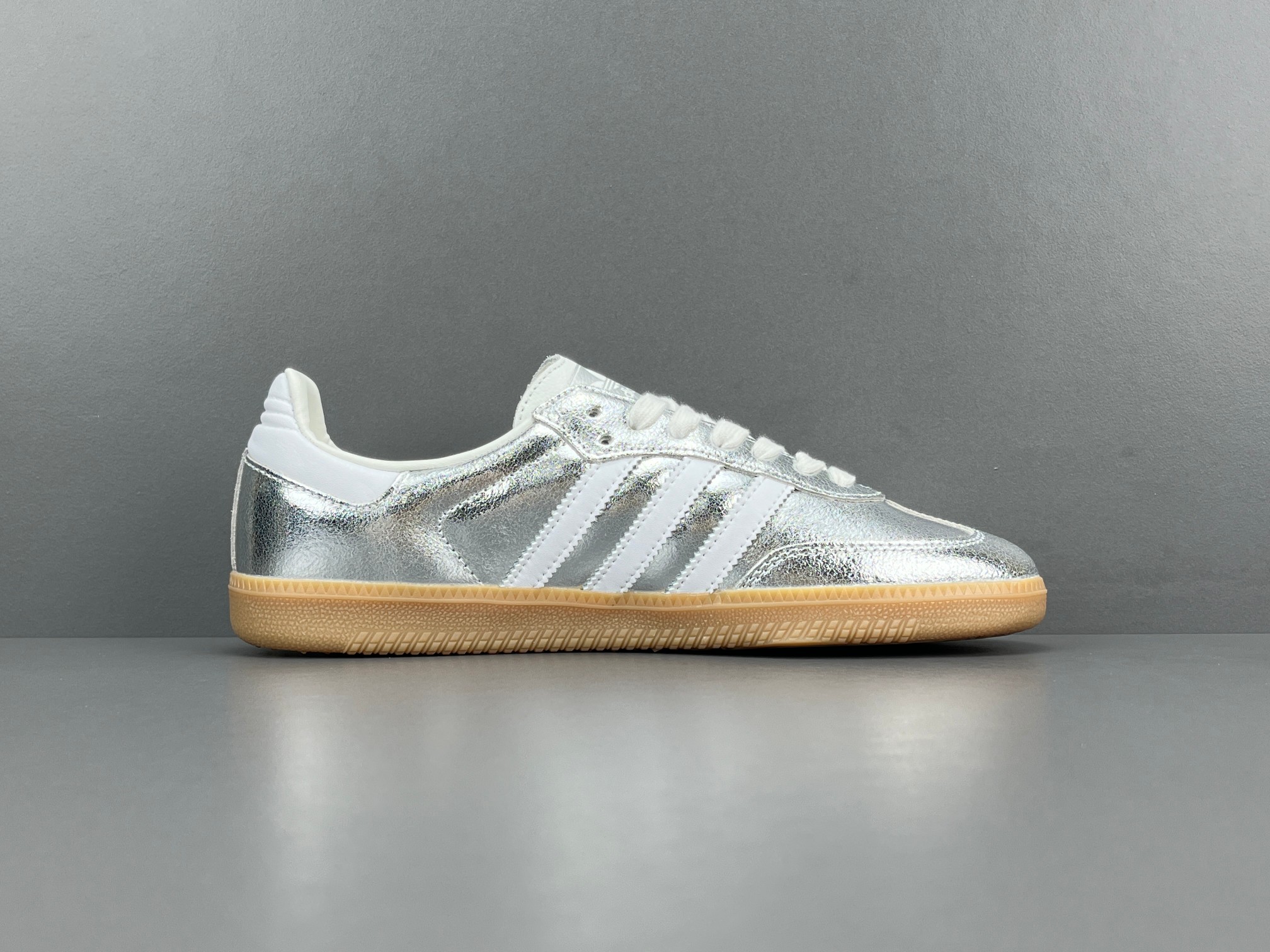 
【纯原版 阿迪】adidas originals Samba OG 舒适简约薄底 耐磨 低帮 板鞋 女