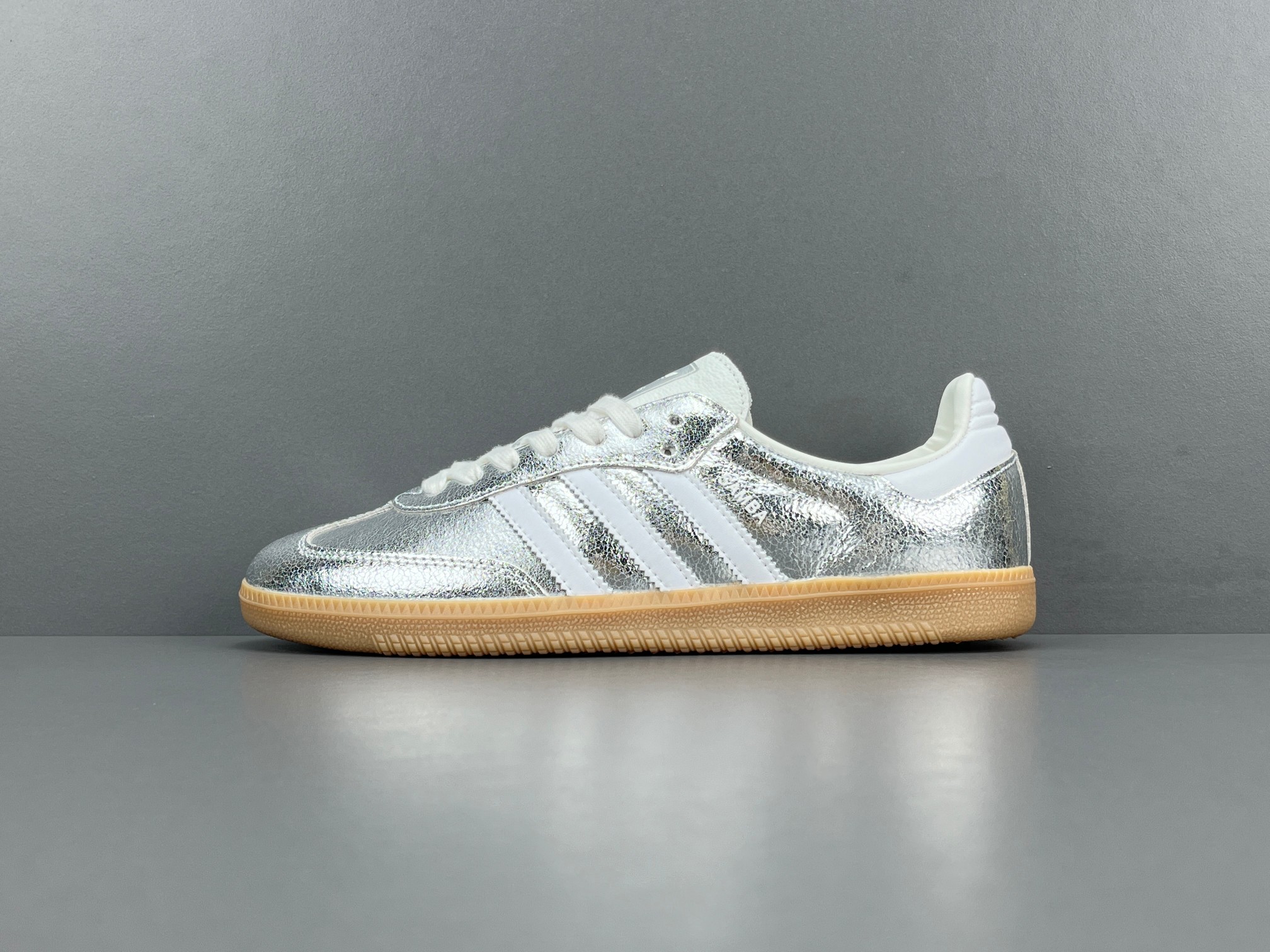 
【纯原版 阿迪】adidas originals Samba OG 舒适简约薄底 耐磨 低帮 板鞋 女