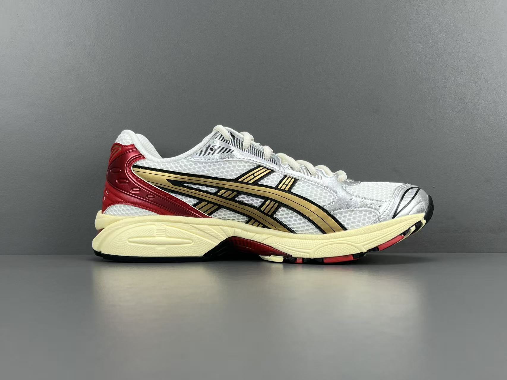 
【新Plus版 亚瑟士】Asics Gel-Kayano 14 复古舒适 织物合成革 低帮 休闲跑步鞋