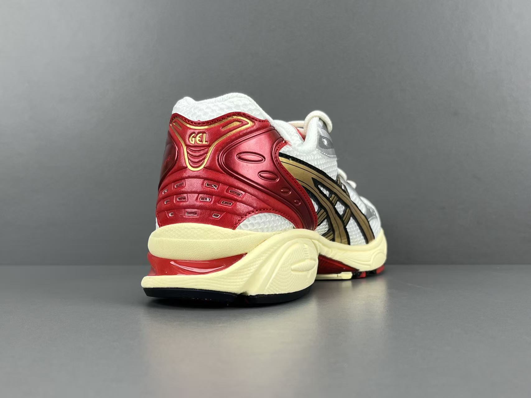 
【新Plus版 亚瑟士】Asics Gel-Kayano 14 复古舒适 织物合成革 低帮 休闲跑步鞋
