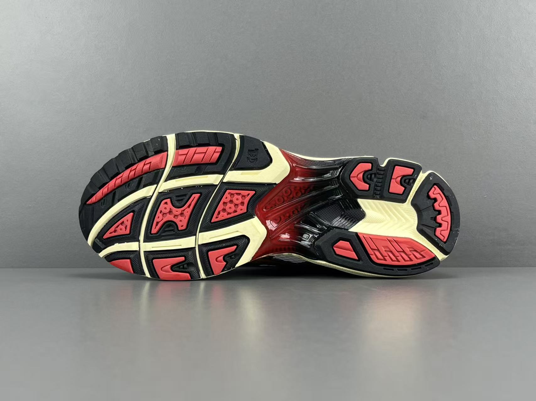 
【新Plus版 亚瑟士】Asics Gel-Kayano 14 复古舒适 织物合成革 低帮 休闲跑步鞋