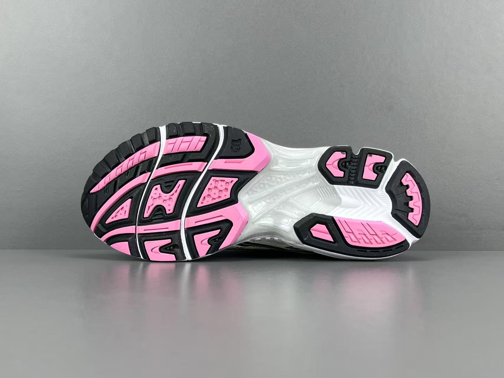 
【新Plus版 亚瑟士】Asics Gel-Kayano 14 复古舒适 织物合成革 低帮 休闲跑步鞋