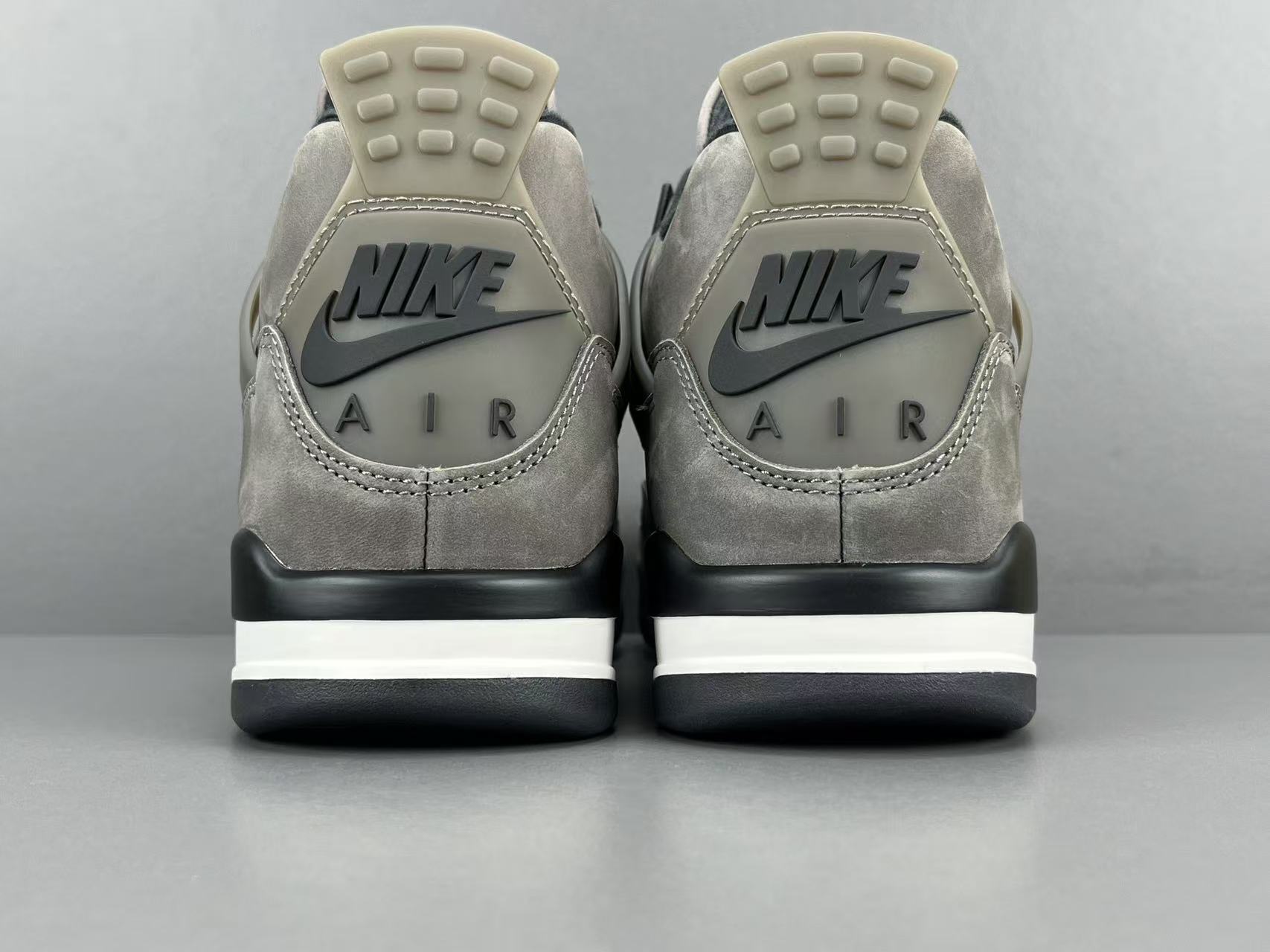  
【纯原版 AJ4】Jordan Air Ship “Cave Stone”舒适百搭 防滑耐磨 中帮 
