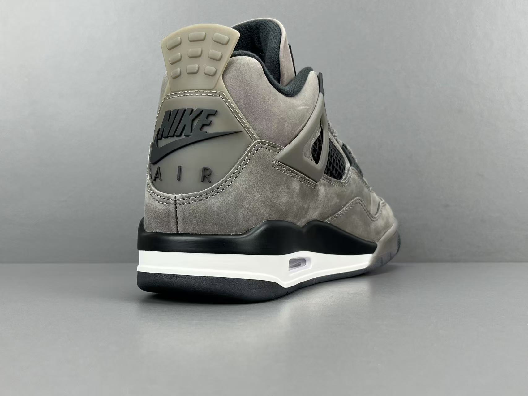  
【纯原版 AJ4】Jordan Air Ship “Cave Stone”舒适百搭 防滑耐磨 中帮 
