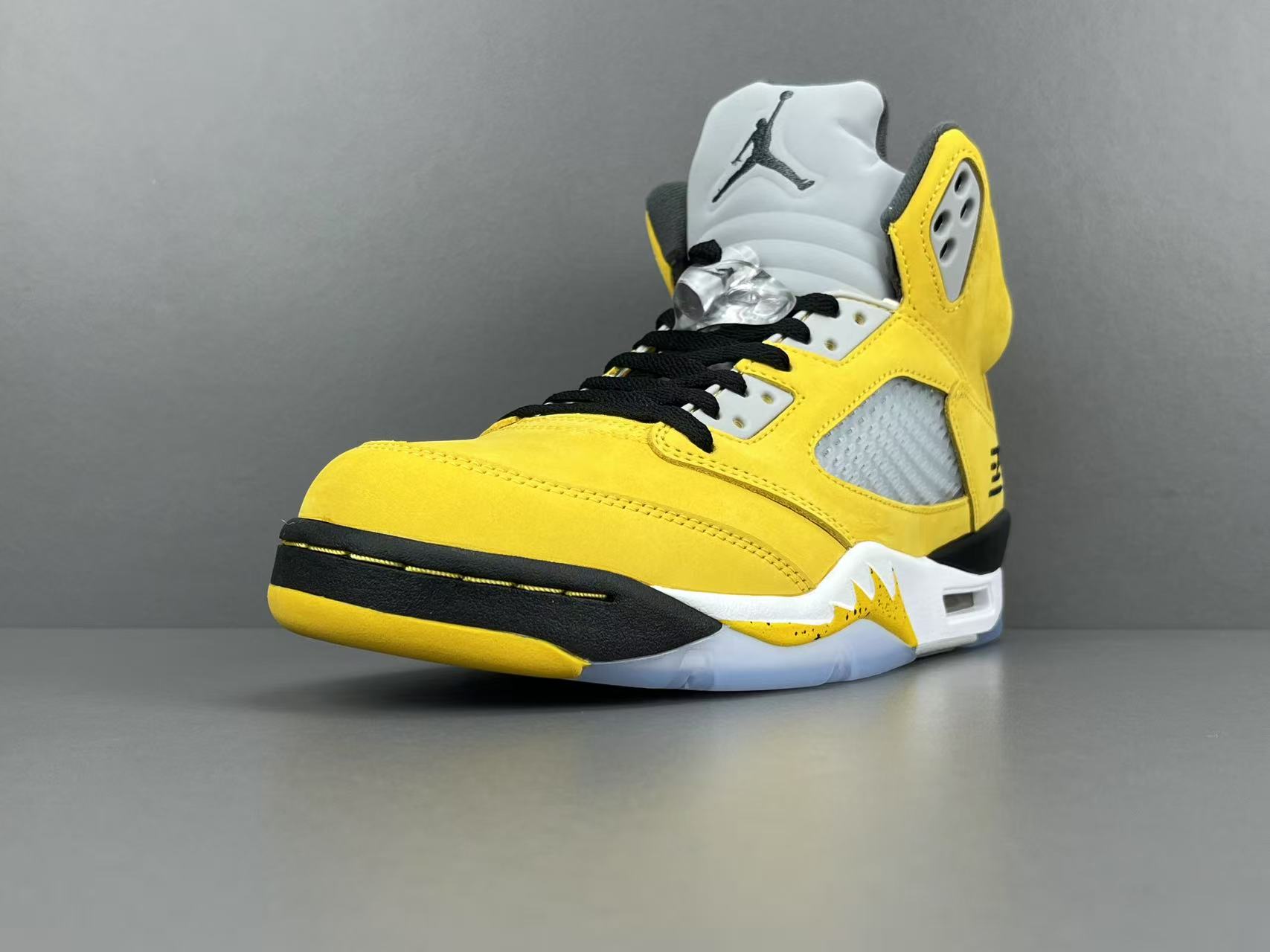  
【AJ5】Jordan Air Jordan 5 Retro Tokyo T23 东京 高帮 复古篮