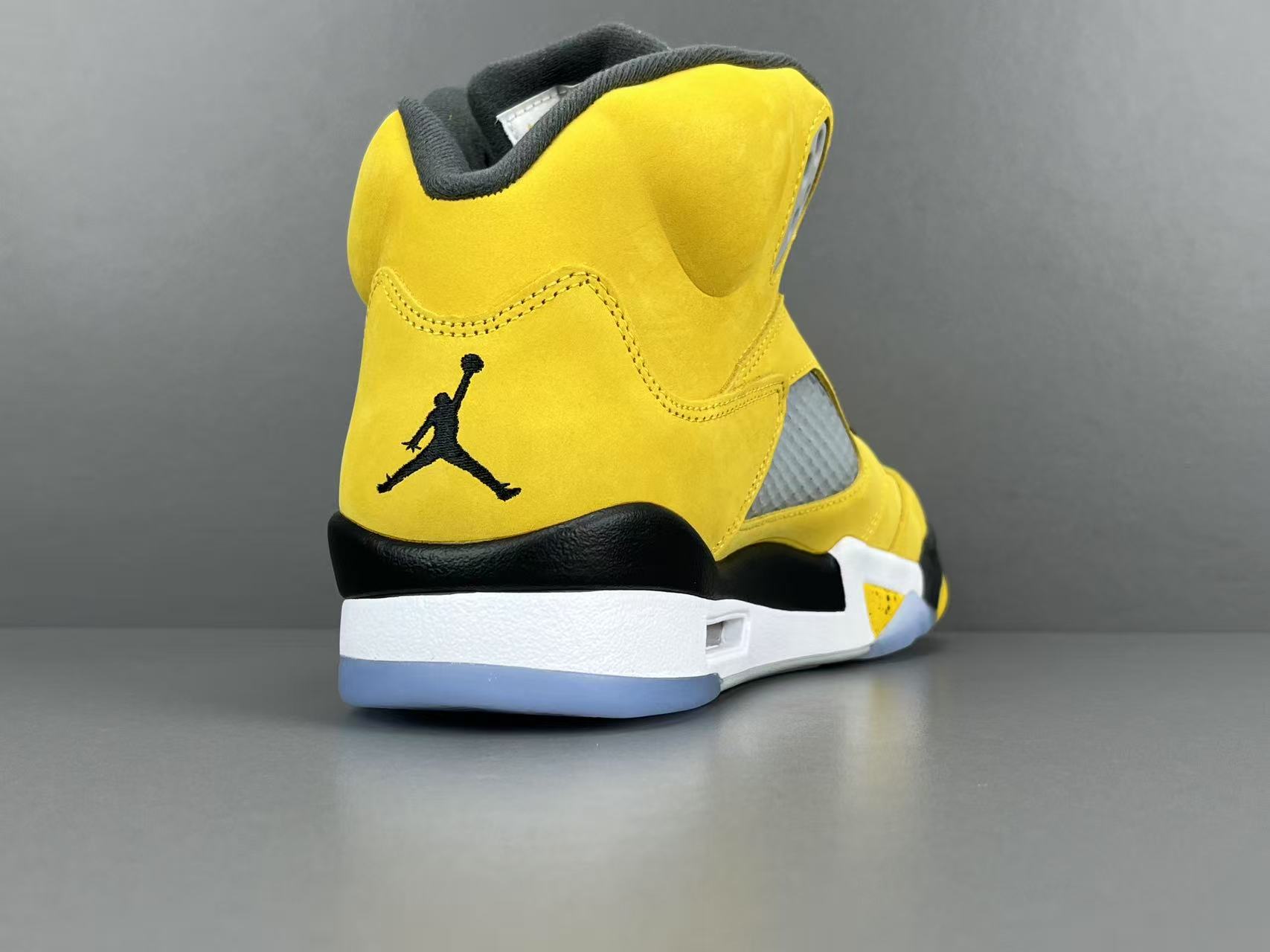  
【AJ5】Jordan Air Jordan 5 Retro Tokyo T23 东京 高帮 复古篮