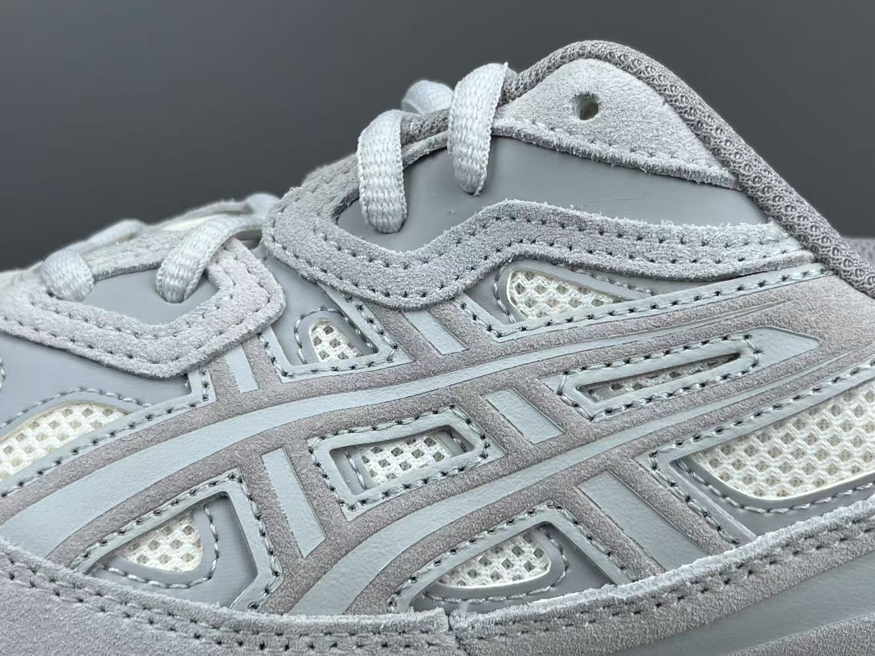  
【新Plus版 亚瑟士】Asics GEL-NYC系列 舒适百搭 低帮 休闲跑步鞋 男女同款 灰白
