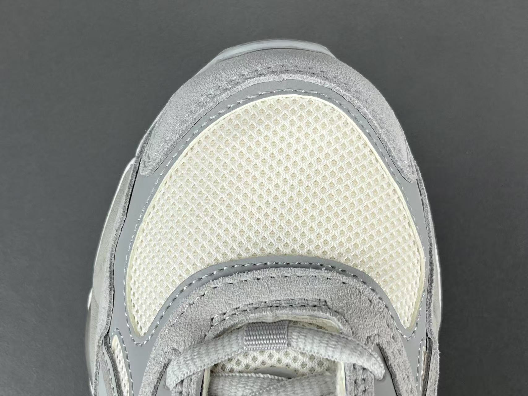  
【新Plus版 亚瑟士】Asics GEL-NYC系列 舒适百搭 低帮 休闲跑步鞋 男女同款 灰白

