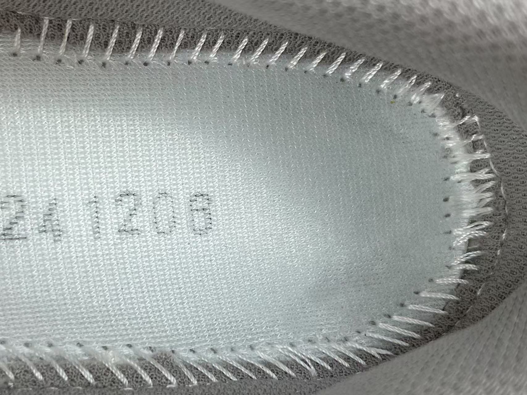  
【新Plus版 亚瑟士】Asics GEL-NYC系列 舒适百搭 低帮 休闲跑步鞋 男女同款 灰白
