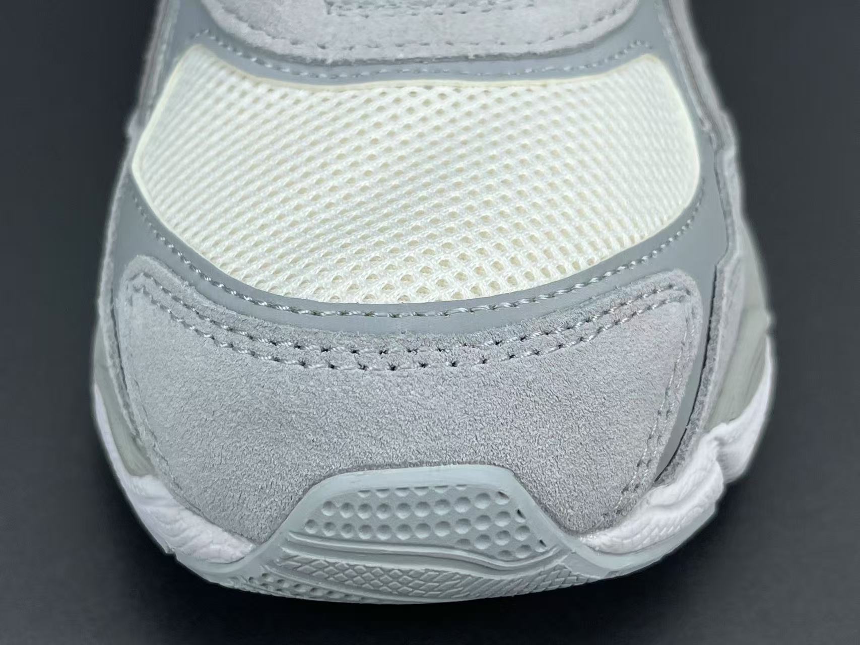  
【新Plus版 亚瑟士】Asics GEL-NYC系列 舒适百搭 低帮 休闲跑步鞋 男女同款 灰白

