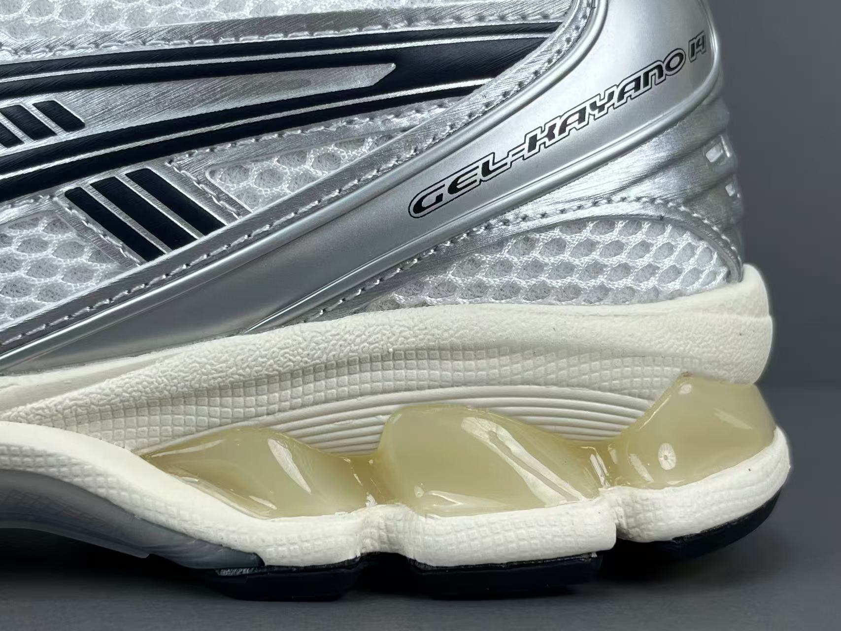  
【新Plus版 亚瑟士】Asics Gel-Kayano 14 复古舒适 织物合成革 低帮 休闲跑步