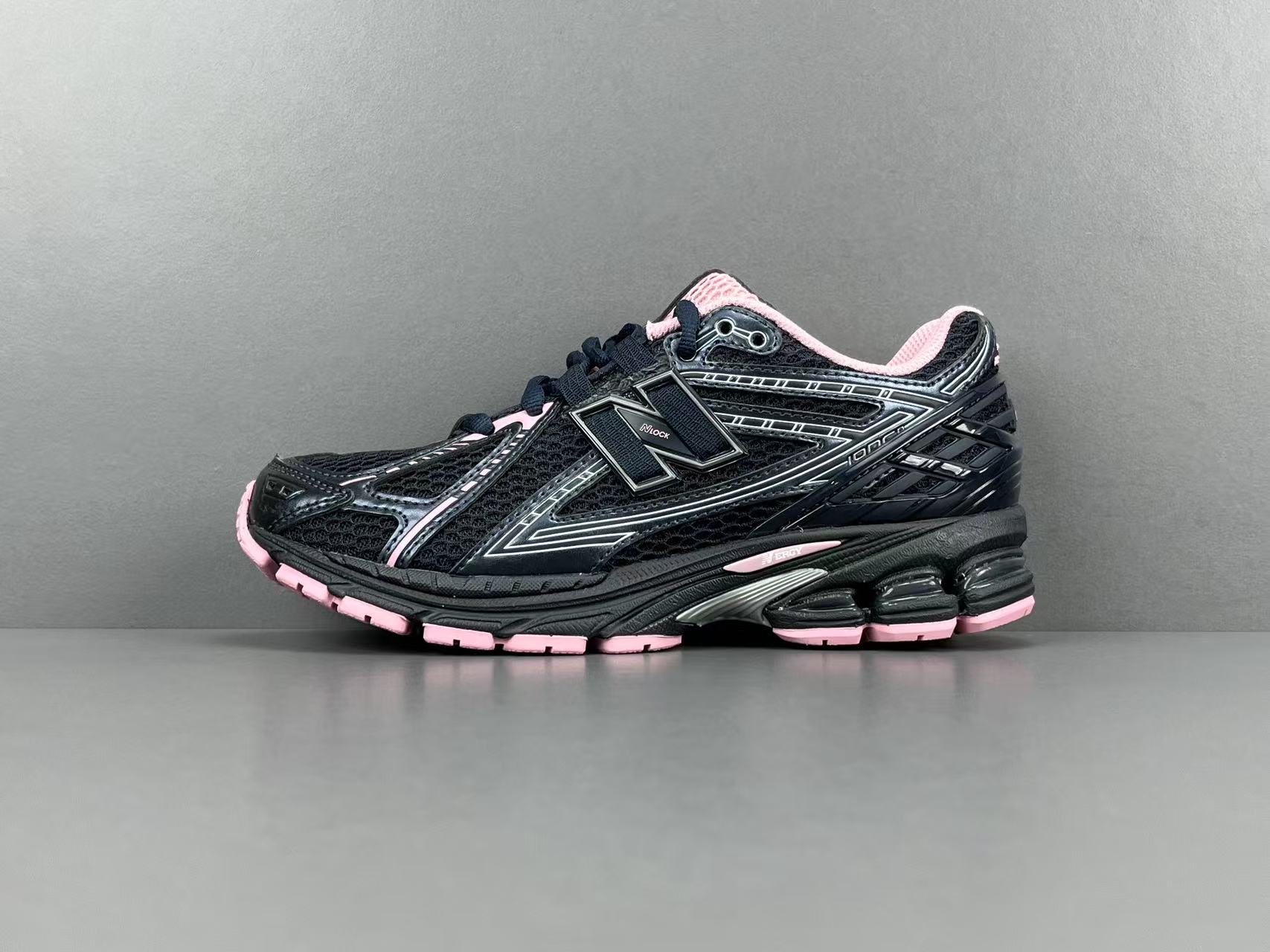 
【外贸版 NB】New Balance NB 1906R 织物人造革 时尚百搭格雷系 透气 低帮 生活