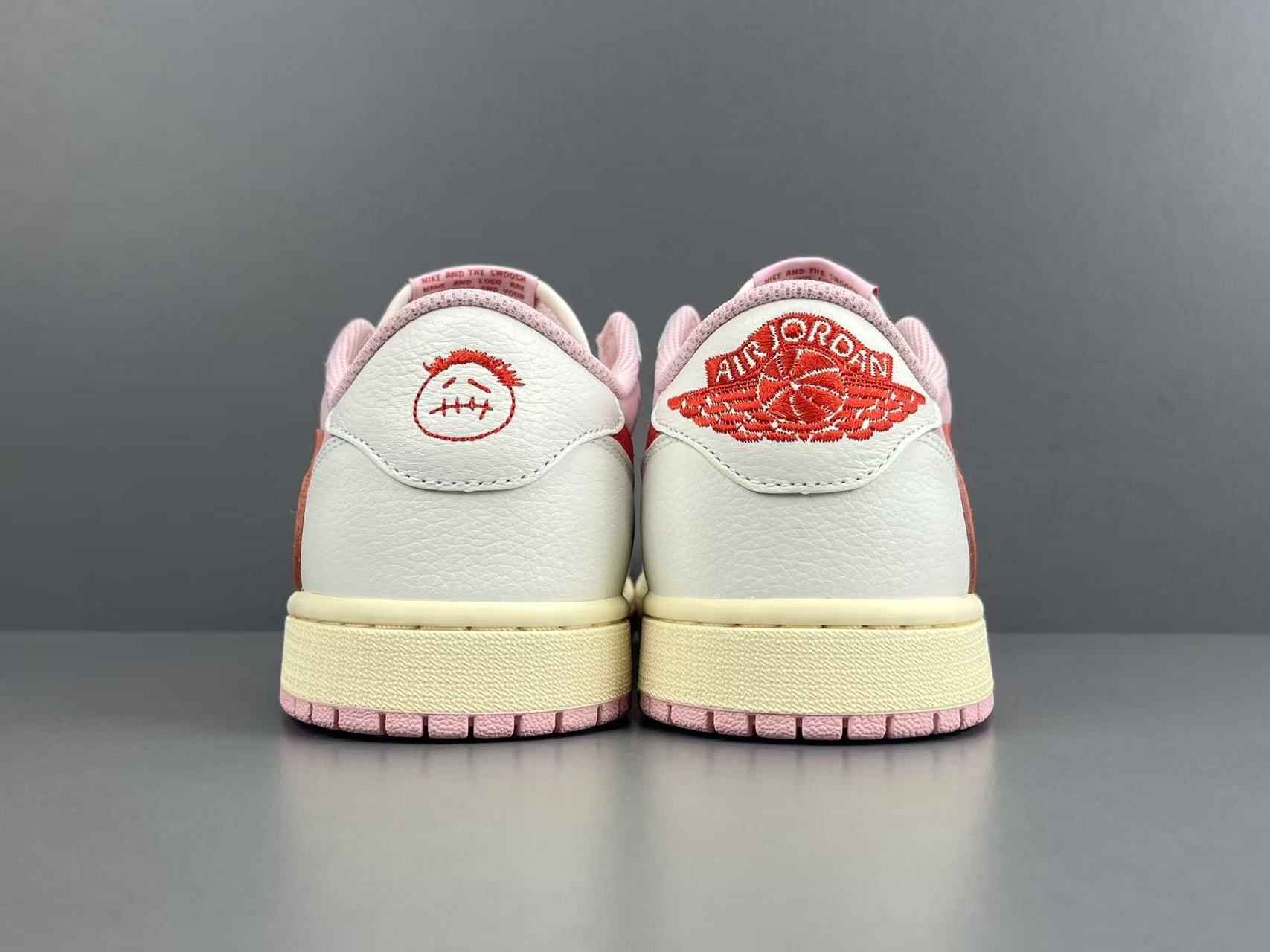 P 【纯原 AJ1】Travis Scott x Jordan Air Jordan 1 Low OG 