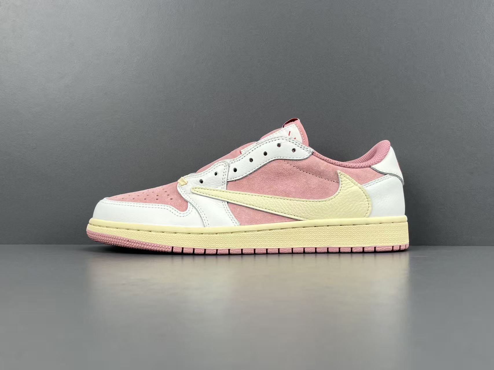 Travis Scott x Jordan Air Jordan 1 DM7866-600