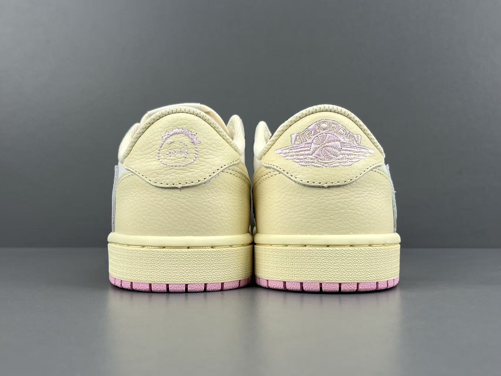 P 【OG版 AJ1】Travis Scott x Air Jordan AJ1 Low OG SP TS联名倒钩低帮 P 【OG版 AJ1】Travis Scott x Air Jordan AJ1 Low OG SP TS联名倒钩低帮