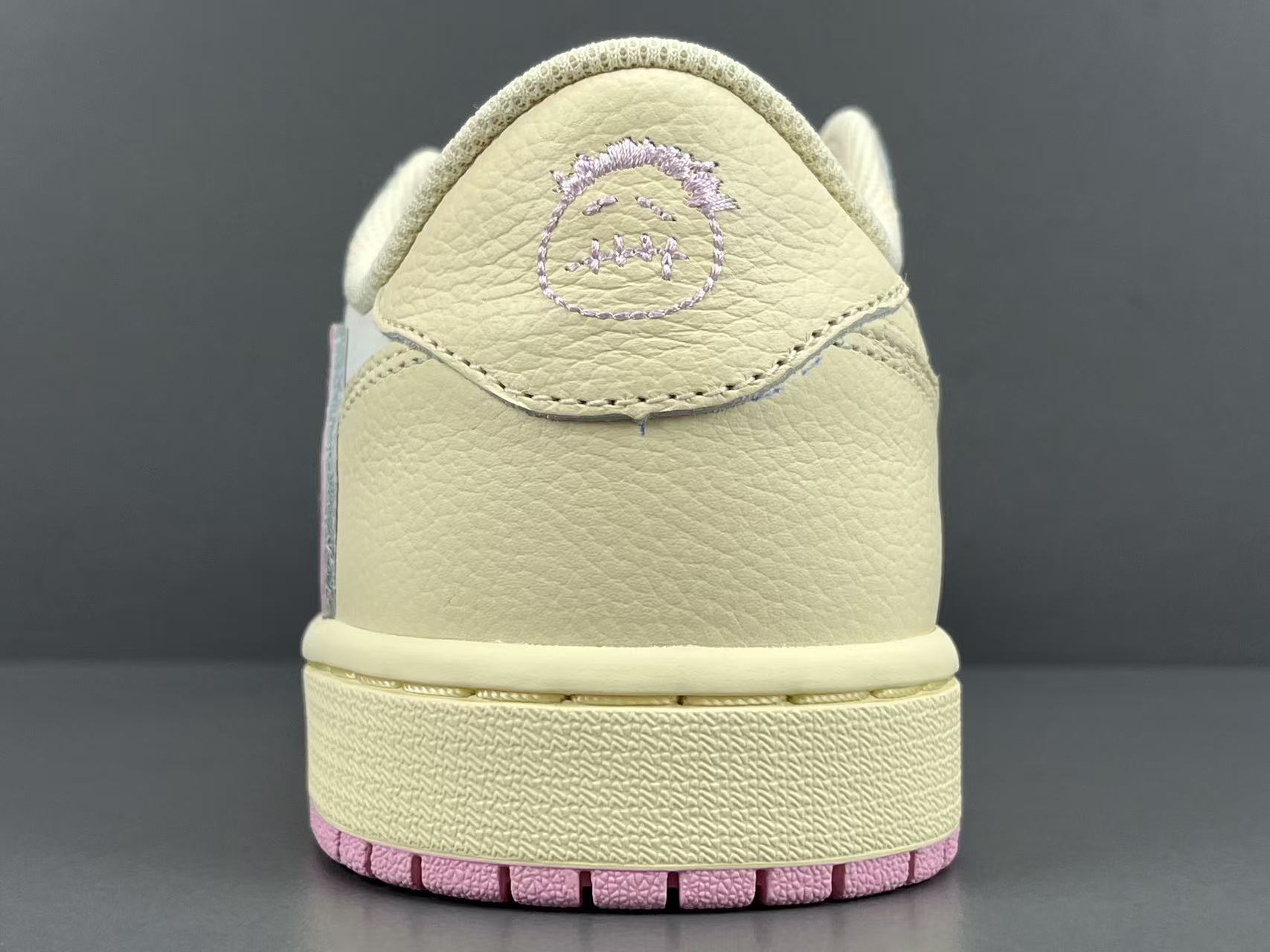 P 【OG版 AJ1】Travis Scott x Air Jordan AJ1 Low OG SP TS联名倒钩低帮 P 【OG版 AJ1】Travis Scott x Air Jordan AJ1 Low OG SP TS联名倒钩低帮