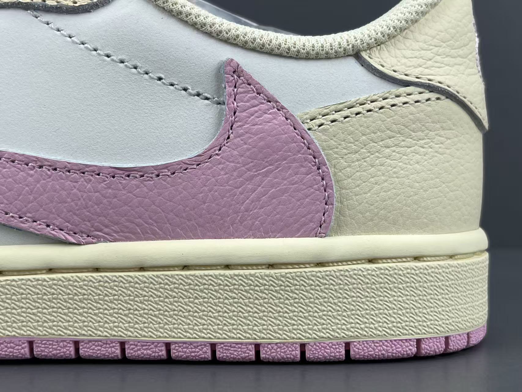 P 【OG版 AJ1】Travis Scott x Air Jordan AJ1 Low OG SP TS联名倒钩低帮 P 【OG版 AJ1】Travis Scott x Air Jordan AJ1 Low OG SP TS联名倒钩低帮