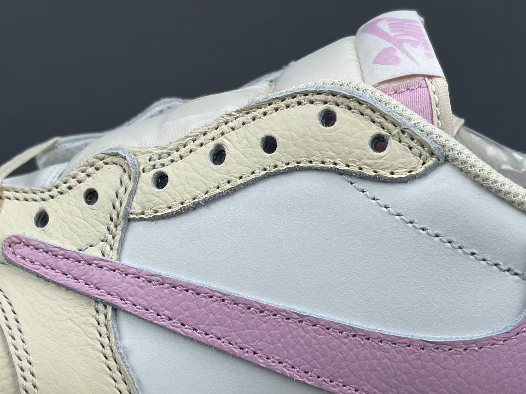 P 【OG版 AJ1】Travis Scott x Air Jordan AJ1 Low OG SP TS联名倒钩低帮 P 【OG版 AJ1】Travis Scott x Air Jordan AJ1 Low OG SP TS联名倒钩低帮