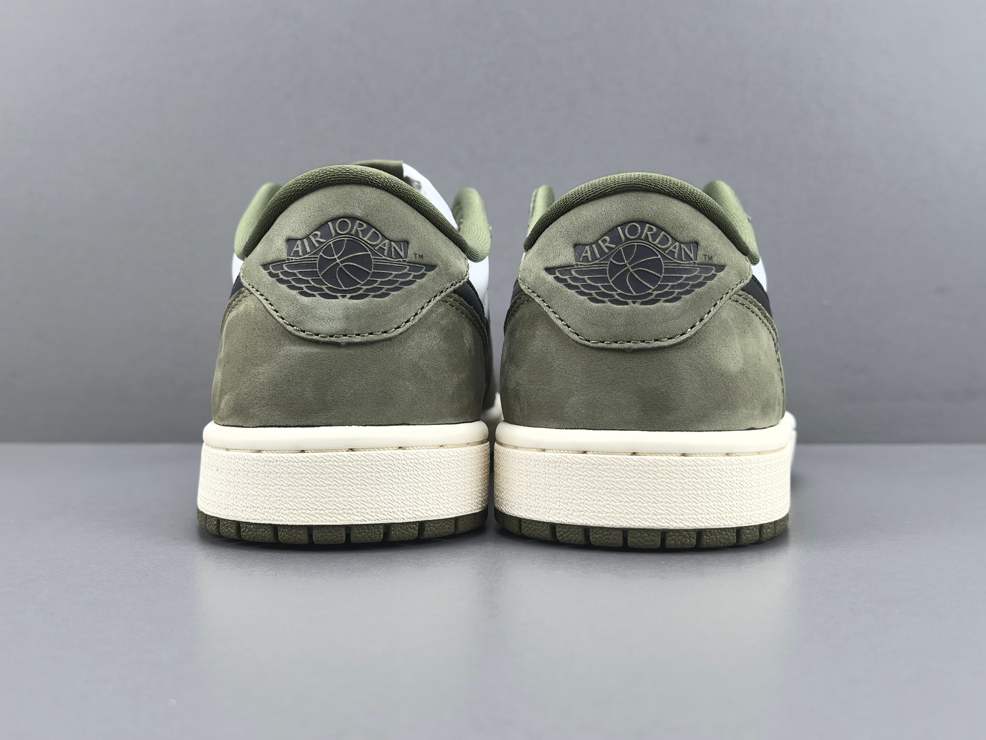P 【新X版 AJ1低帮】Jordan Air Jordan 1 Retro Low OG 小倒钩配色 