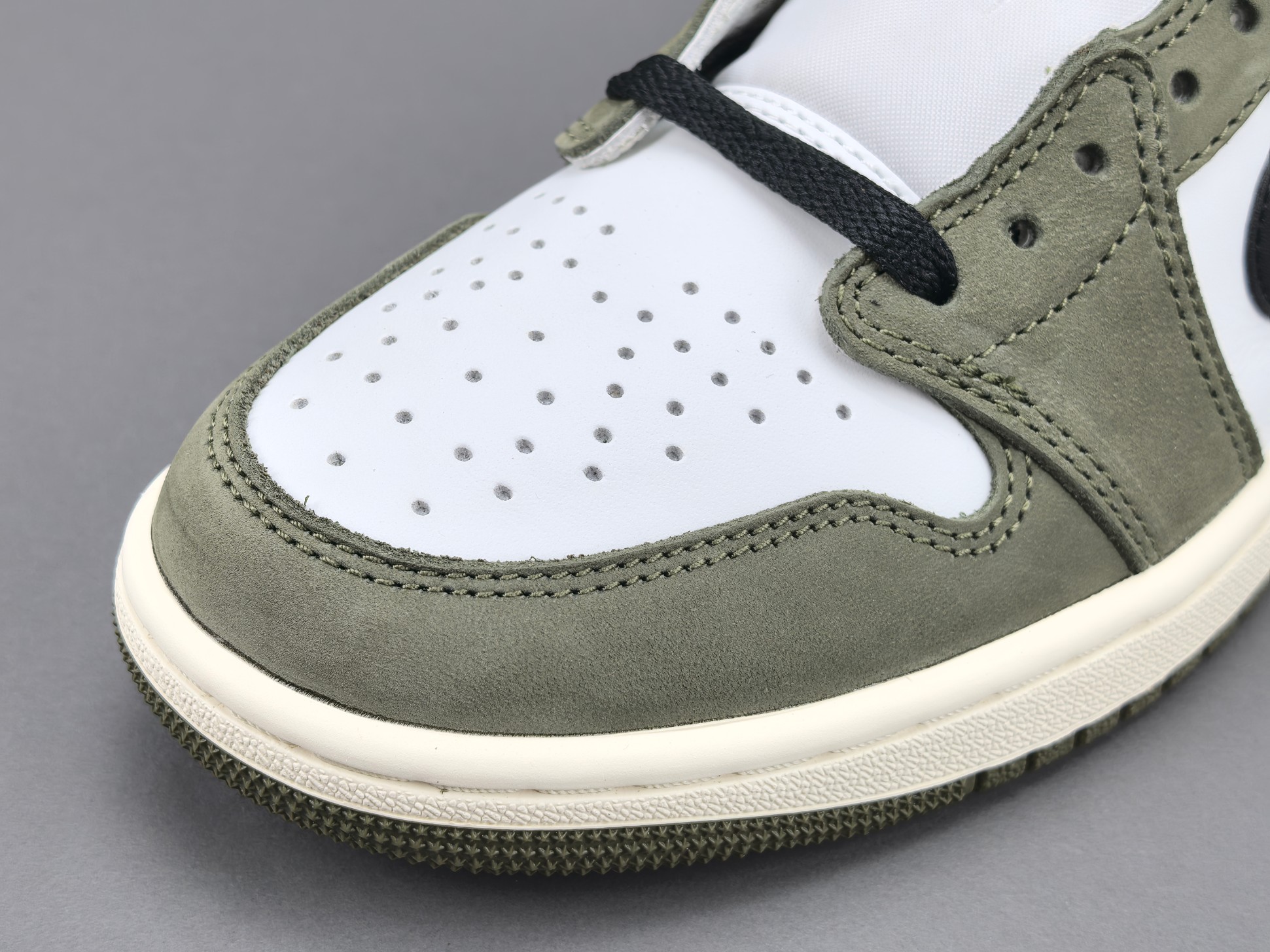 P【新X版 AJ1低帮】Jordan Air Jordan 1 Retro Low OG 小倒钩配色 时