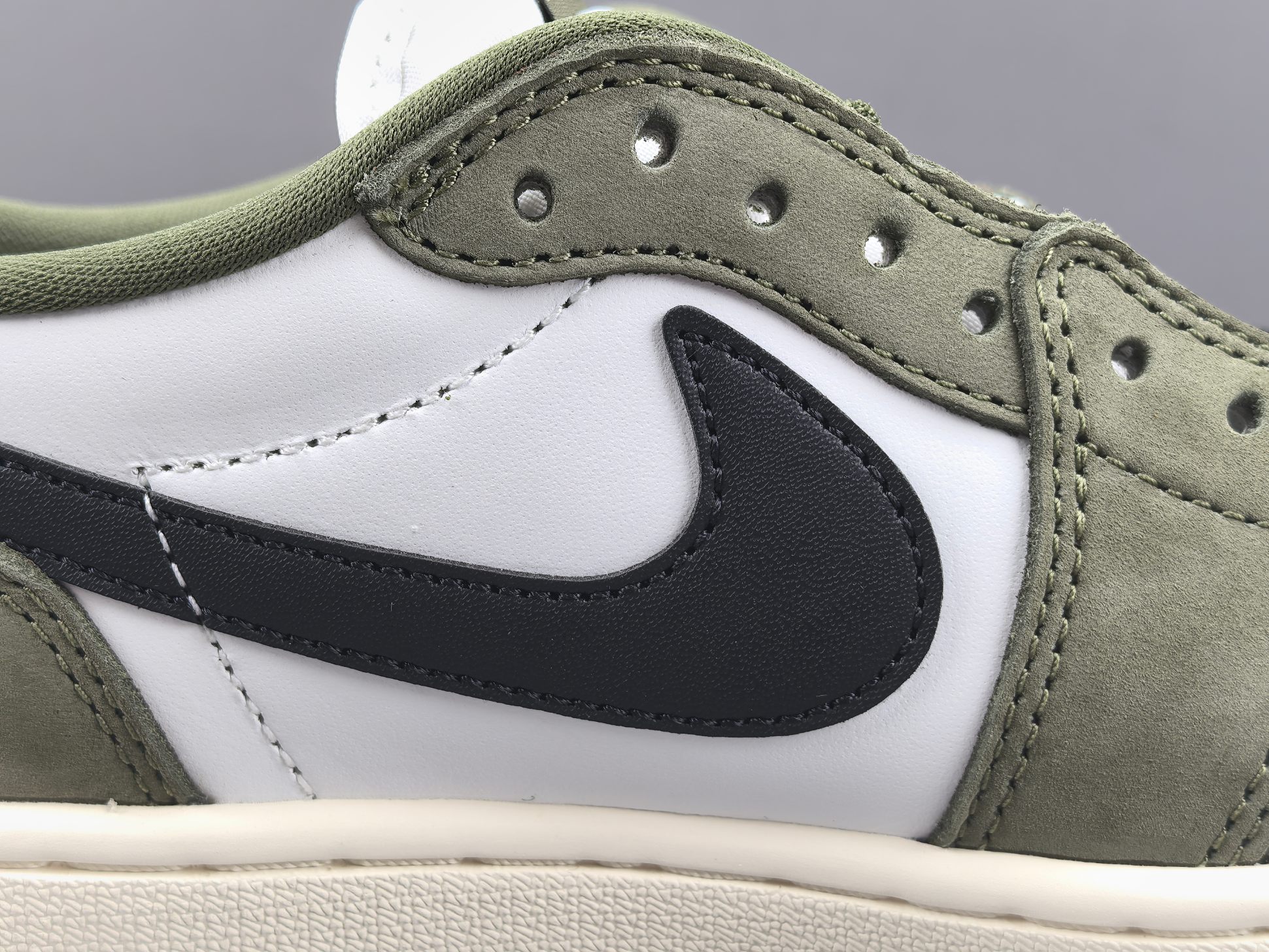 P【新X版 AJ1低帮】Jordan Air Jordan 1 Retro Low OG 小倒钩配色 时