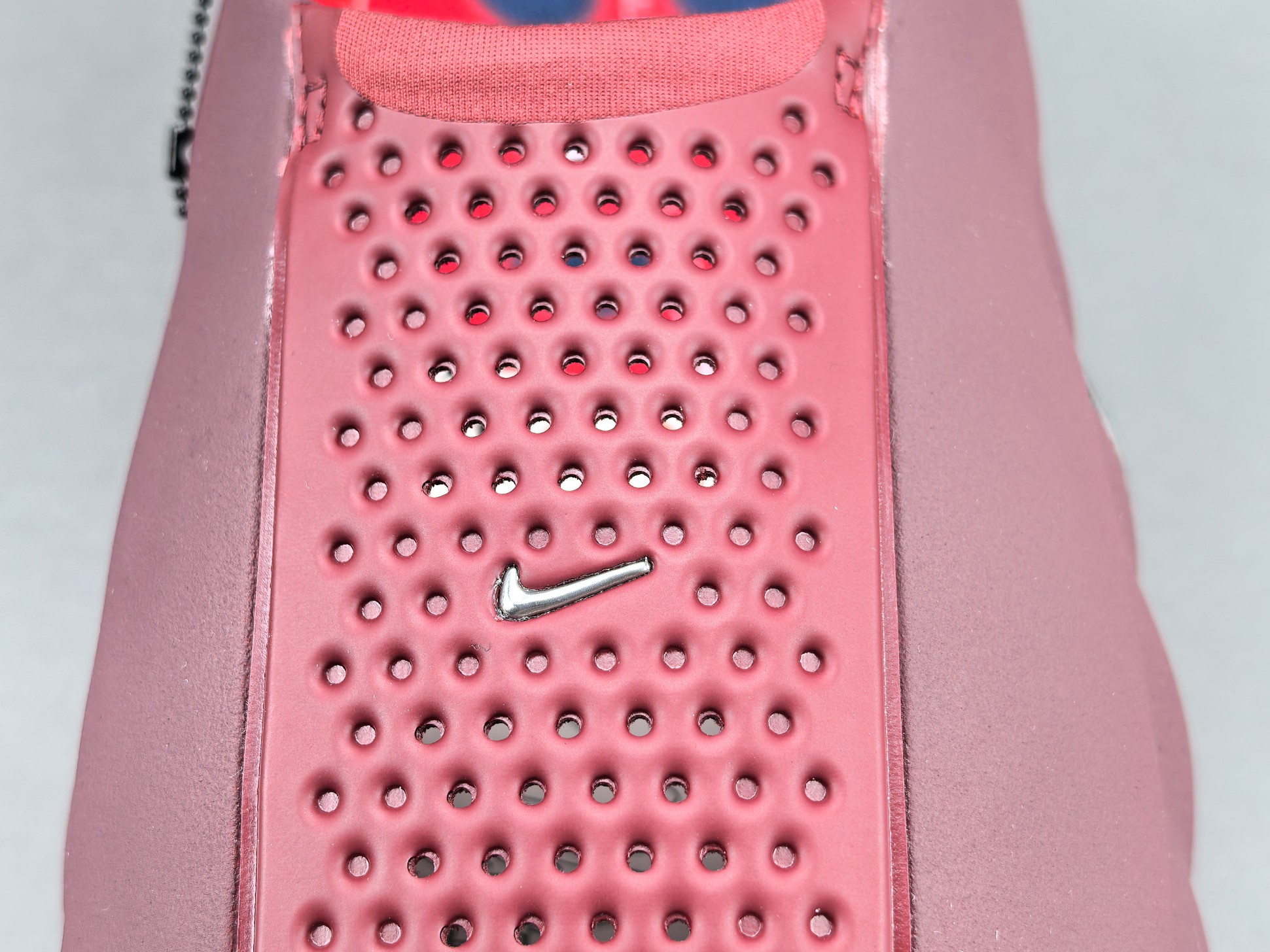 P 【纯原版 耐克拖鞋】Nike Mind 001 舒适贴合 科技风 无特殊功能包头拖鞋 男女同款 红色