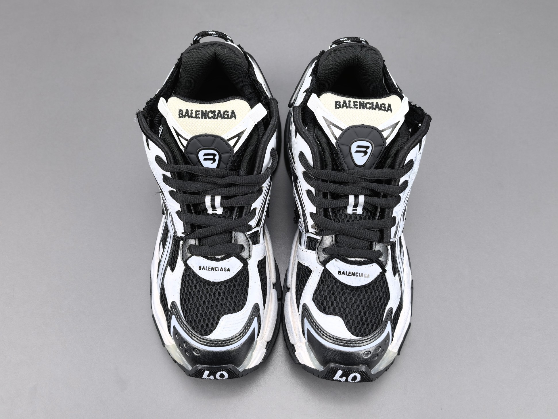 P 【外贸版 巴黎7.5LED】Balenciaga巴黎世家 Runner Led 圆头系带 低帮 老爹