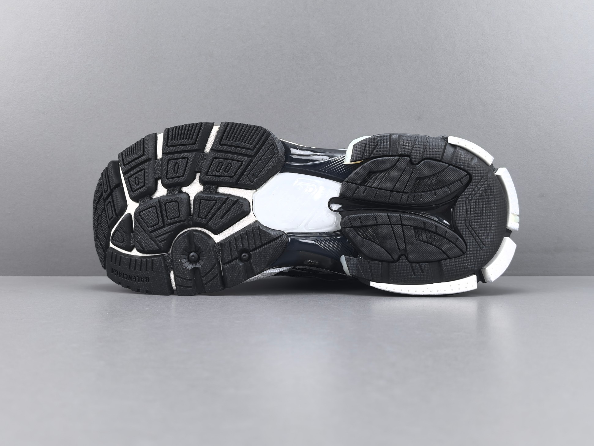 P 【外贸版 巴黎7.5LED】Balenciaga巴黎世家 Runner Led 圆头系带 低帮 老爹