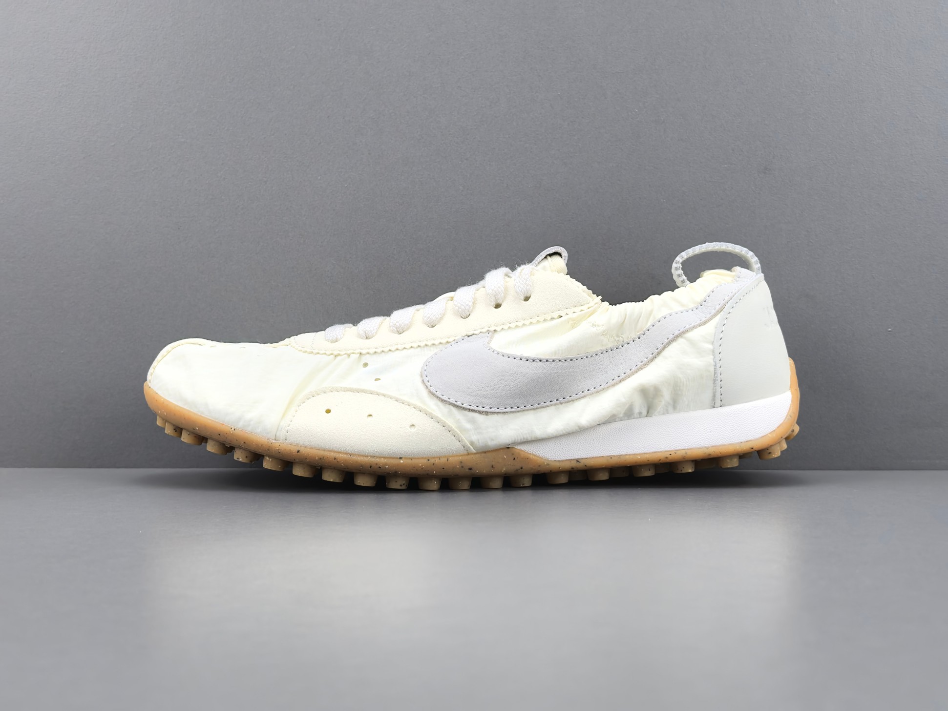 Спортивные кроссовки Nike x Jacquemus Moon Shoes