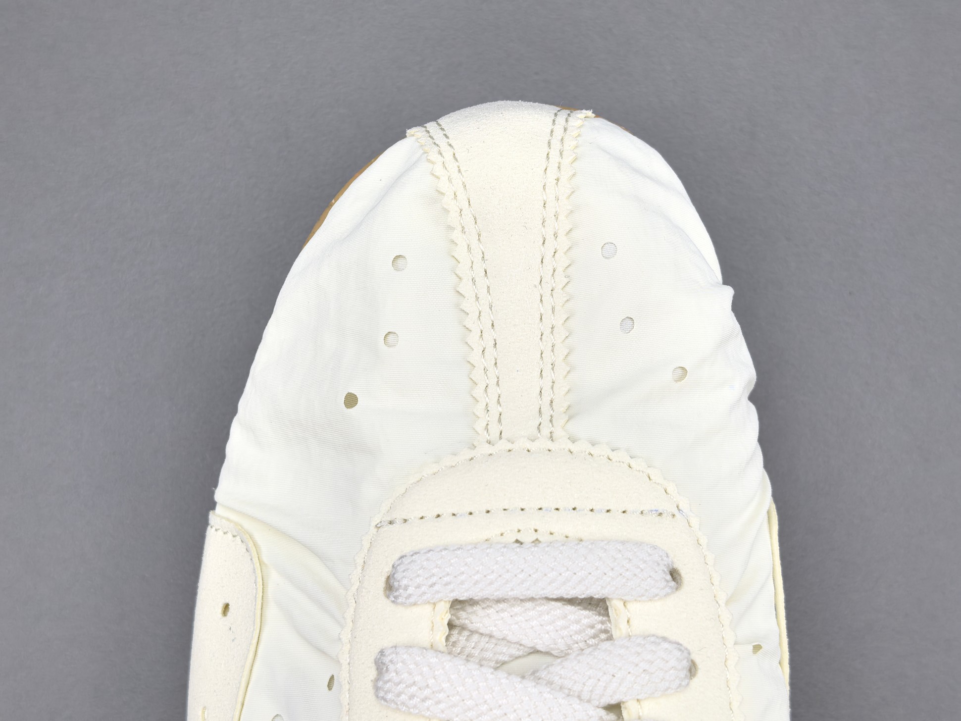 Кроссовки Nike × Jacquemus Moon Shoes белые