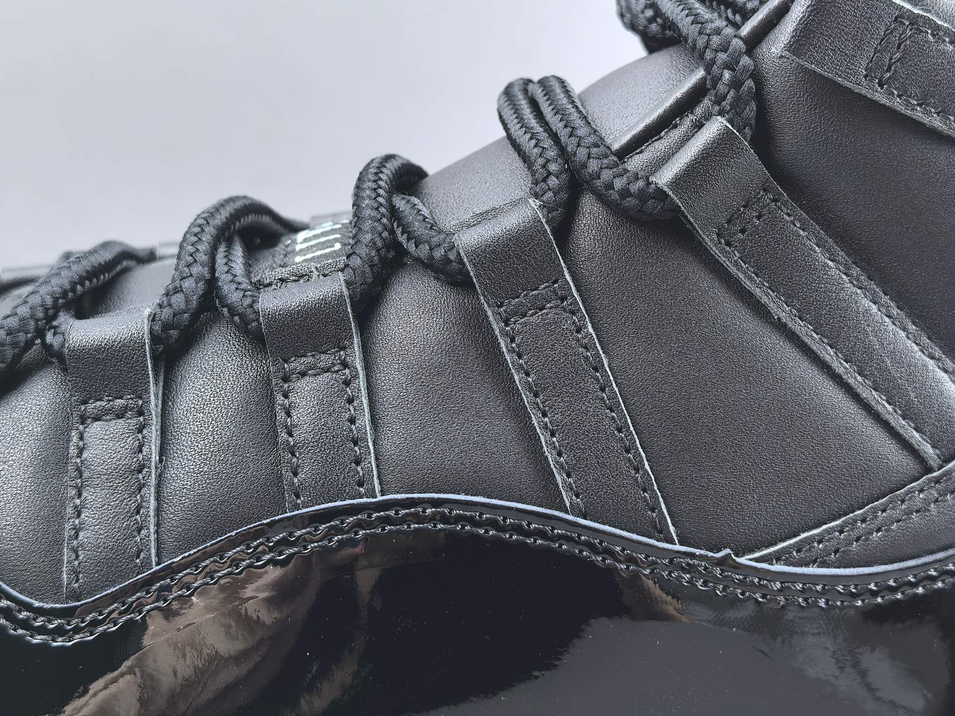 【OG版 AJ11】Comme des Garçons × Jordan Air Jordan 11 CDG SO AJ