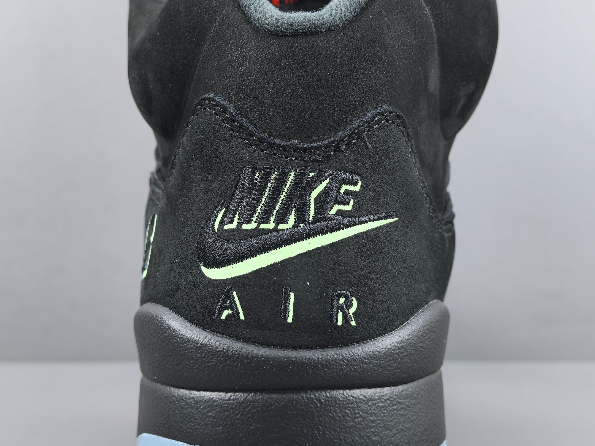 【OG版 AJ5】Jordan Air Jordan 5 Halloween 舒适贴合 复古篮球鞋 男女同款 黑色 尺码