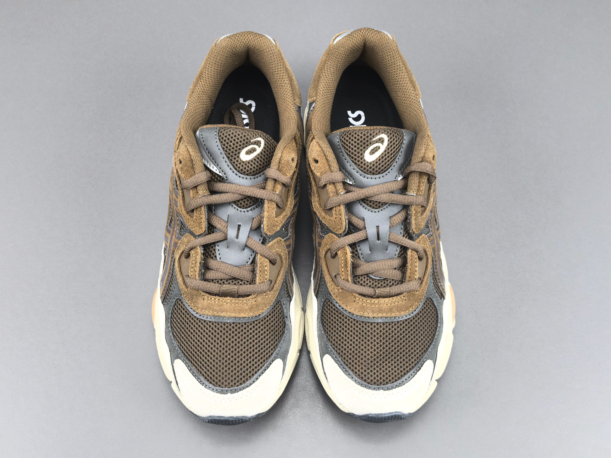 【新Plus版 亚瑟士】Asics GEL-NYC系列 舒适百搭 低帮 休闲跑步鞋 男女同款  尺码39-47  货号1