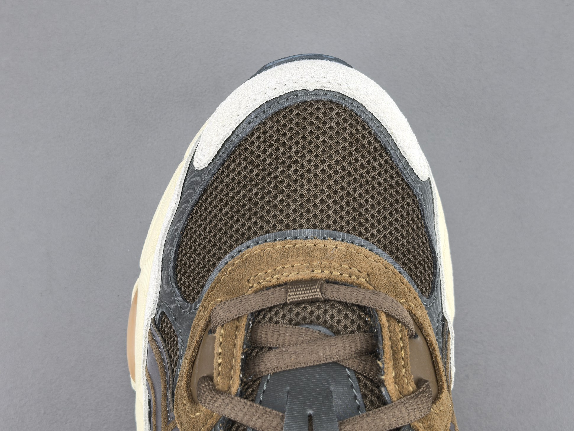 【新Plus版 亚瑟士】Asics GEL-NYC系列 舒适百搭 低帮 休闲跑步鞋 男女同款  尺码39-47  货号1