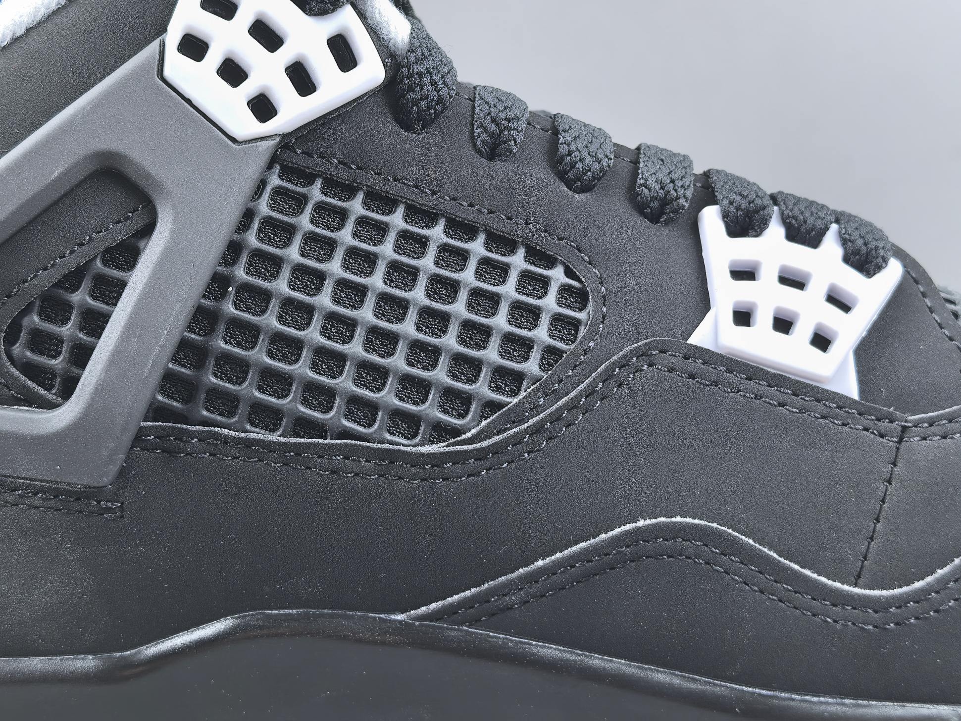 【LJR版 AJ4】Jordan Air Jordan 4 Retro Bred 舒适 中帮 复古篮球鞋 男款 新黑红 
