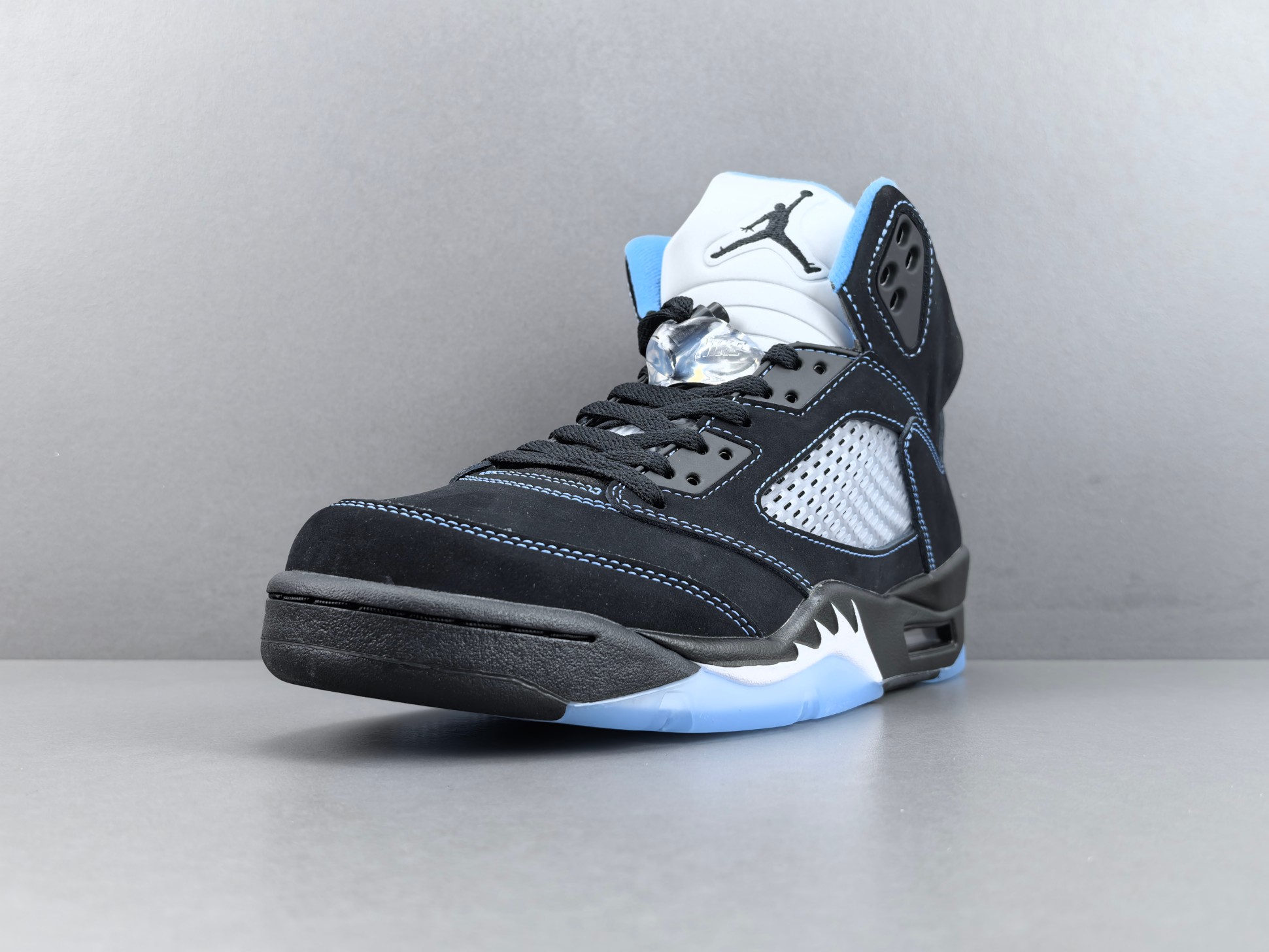 【OG版 AJ5】Jordan Air Jordan 5 舒适贴合 复古篮球鞋 男款 黑色 尺码40-47.5  货号D