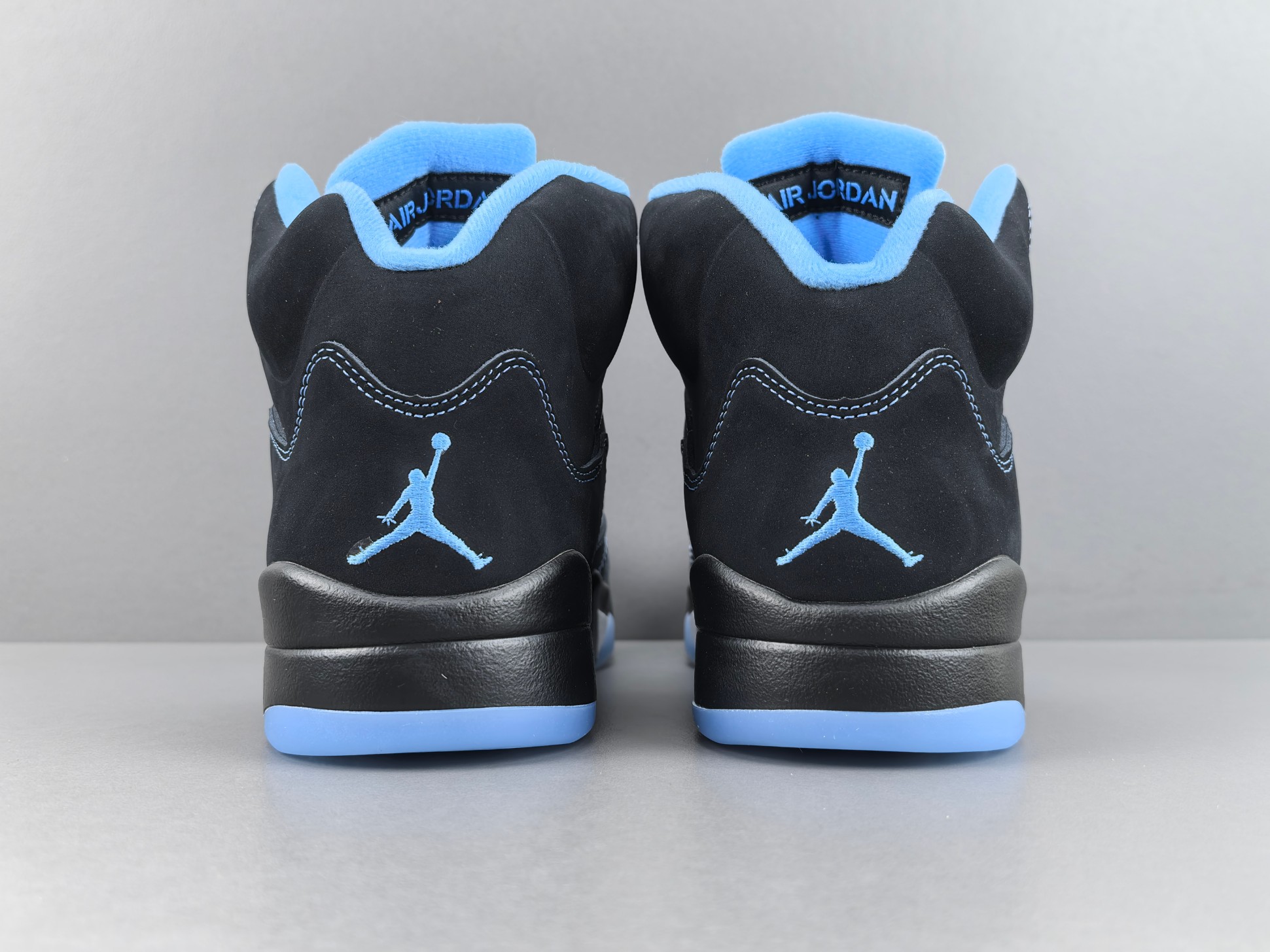 【OG版 AJ5】Jordan Air Jordan 5 舒适贴合 复古篮球鞋 男款 黑色 尺码40-47.5  货号D