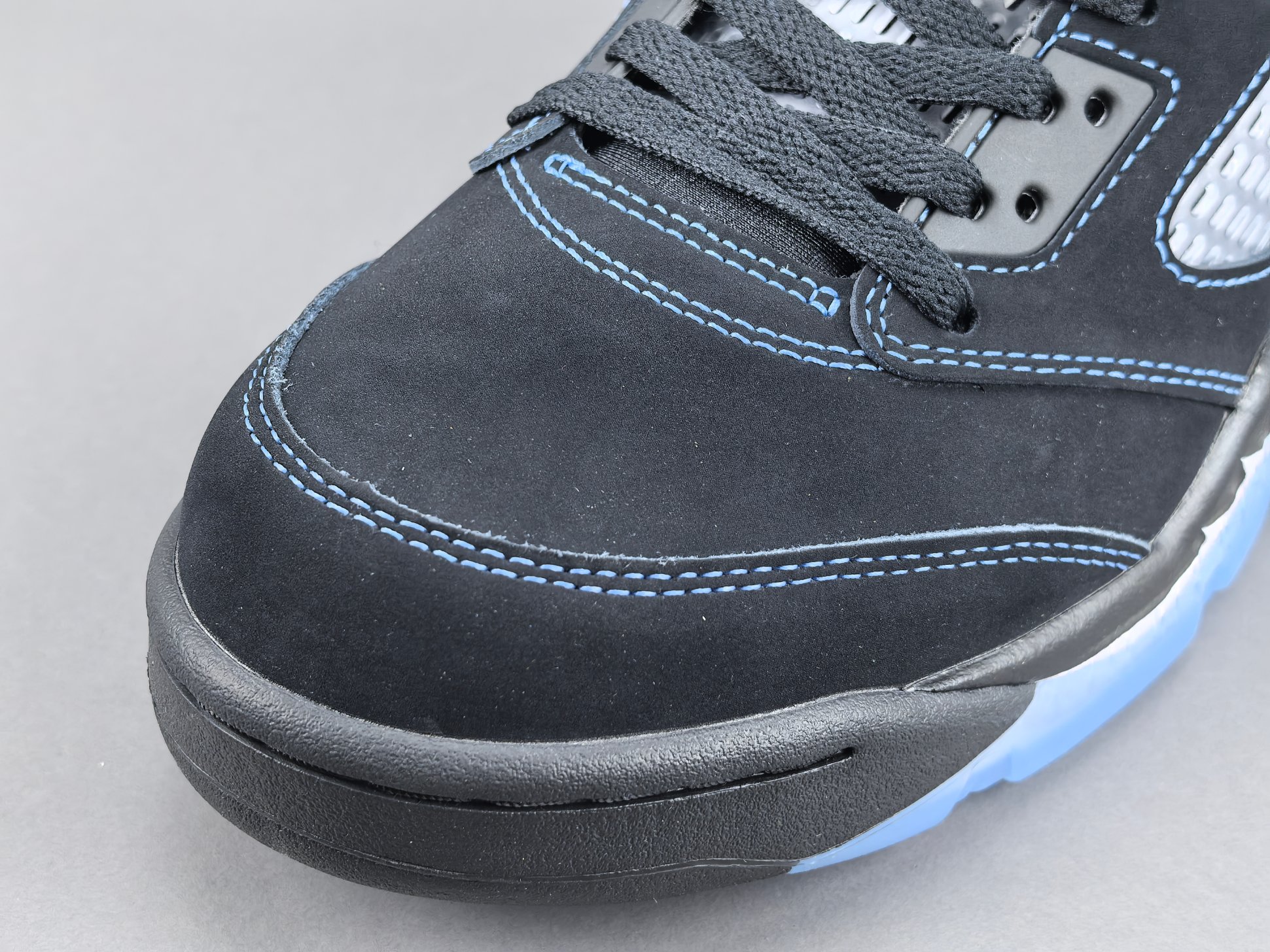 【OG版 AJ5】Jordan Air Jordan 5 舒适贴合 复古篮球鞋 男款 黑色 尺码40-47.5  货号D