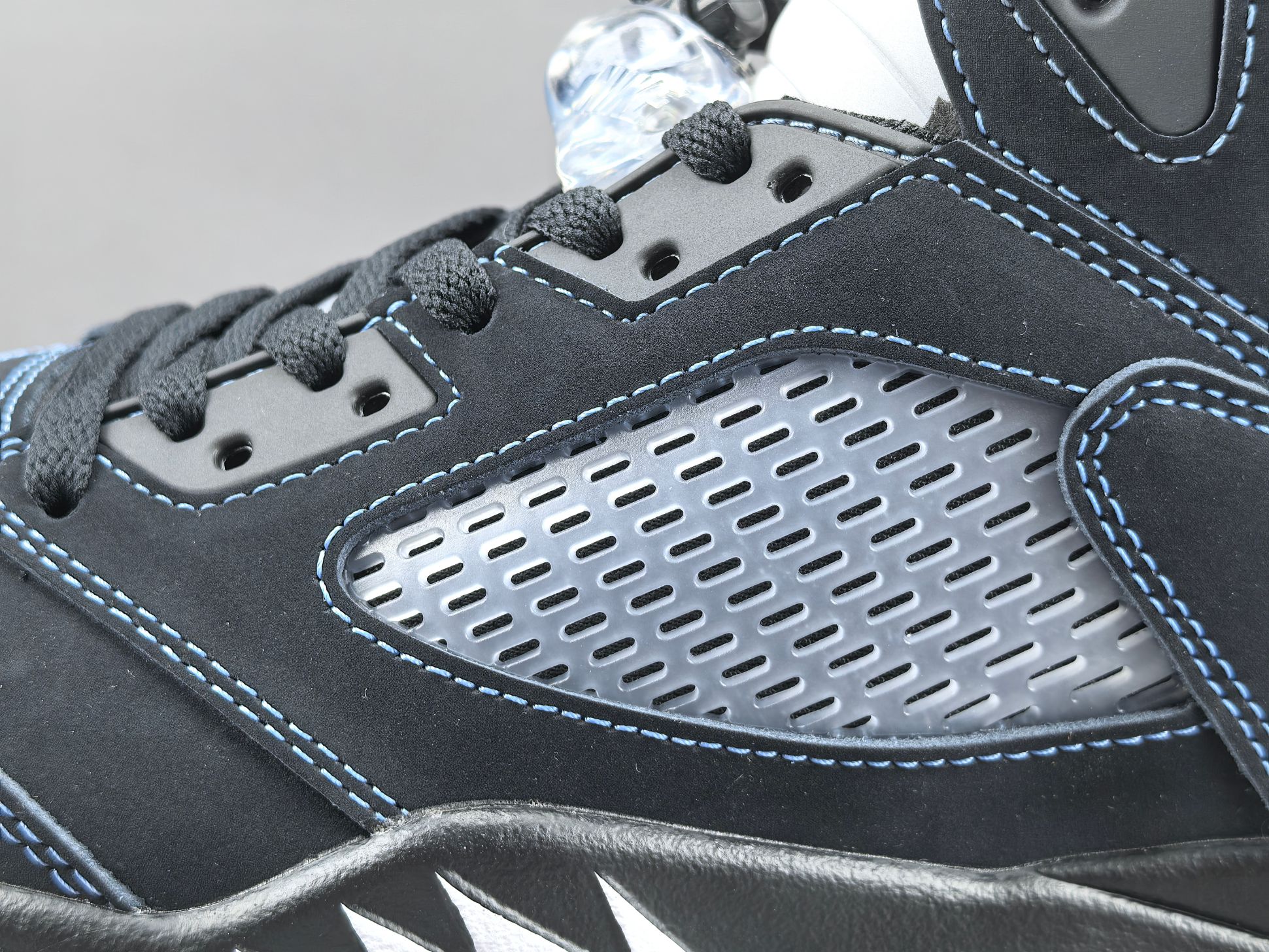 【OG版 AJ5】Jordan Air Jordan 5 舒适贴合 复古篮球鞋 男款 黑色 尺码40-47.5  货号D