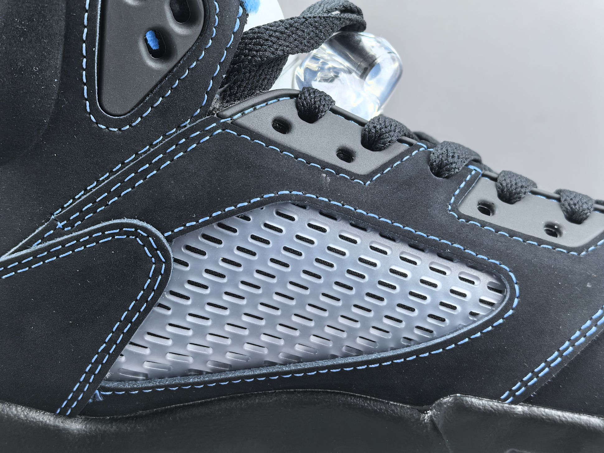 【OG版 AJ5】Jordan Air Jordan 5 舒适贴合 复古篮球鞋 男款 黑色 尺码40-47.5  货号D