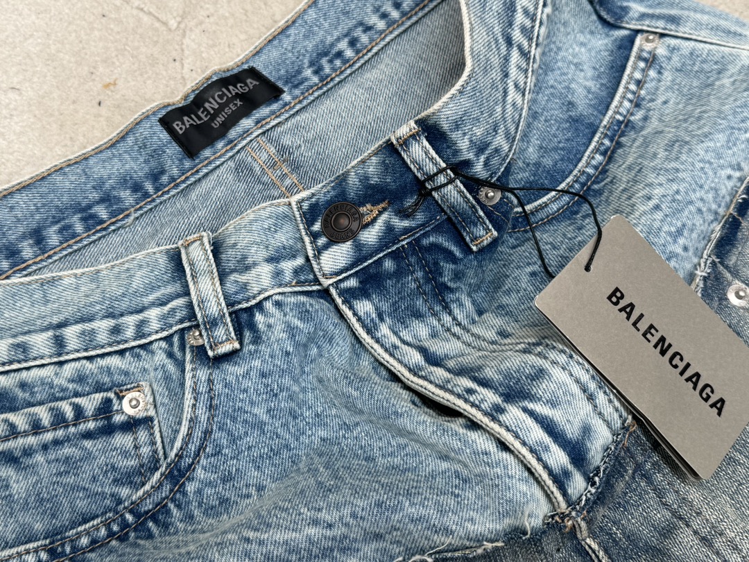 Balenciaga Winter Collection Double Waist Contrasting Denim Jeans 5 i1729274954 9481 1